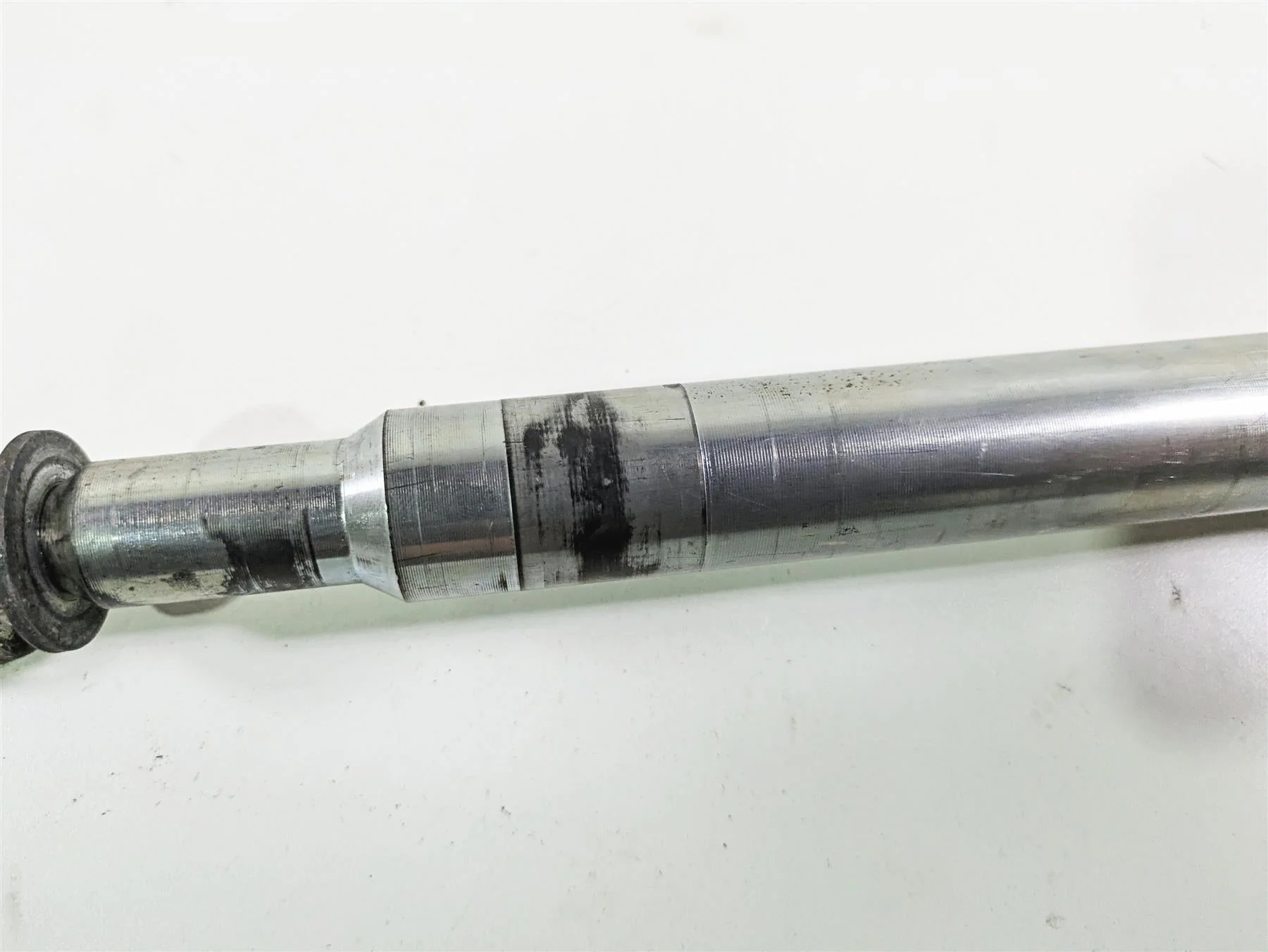 2005 Harley Touring FLHRI Road King Front Axle Wheel Spindle 1" 43364-00 - Image 11