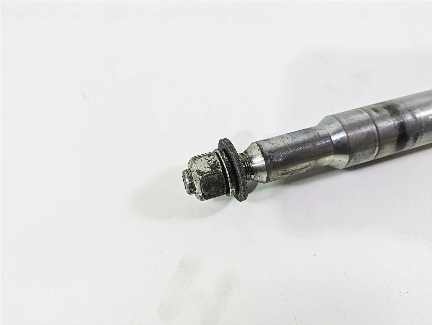 2005 Harley Touring FLHRI Road King Front Axle Wheel Spindle 1" 43364-00 - Image 5