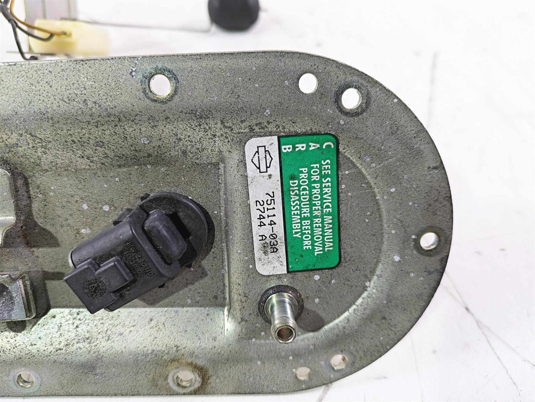 2005 Harley Touring FLHRI Road King Fuel Gas Petrol Level Sending Unit 75114-03A - Image 6