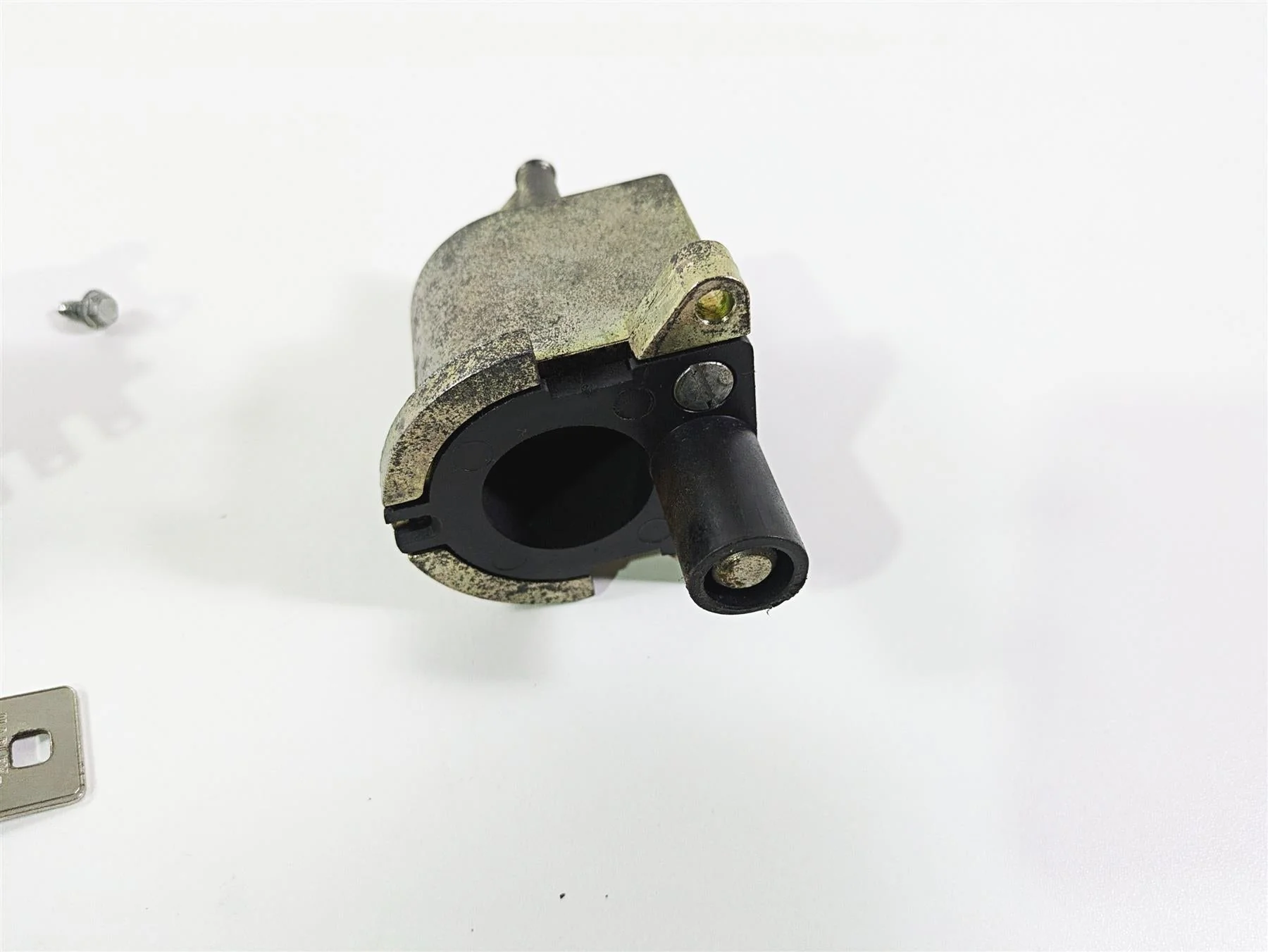 2005 Harley Touring FLHRI Road King Ignition Switch Fork Lock Set 71540-94B - Image 6