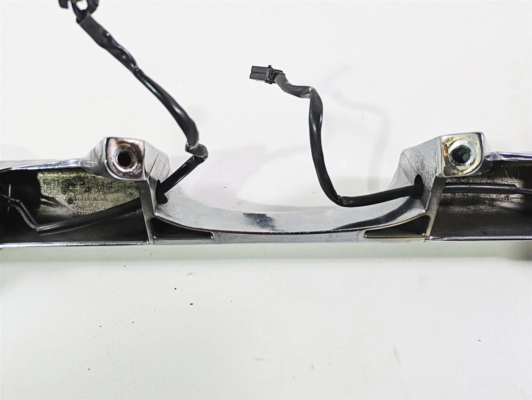 2005 Harley Touring FLHRI Road King Rear Blinker Turn Signal Bar Set 68145-98 - Image 12