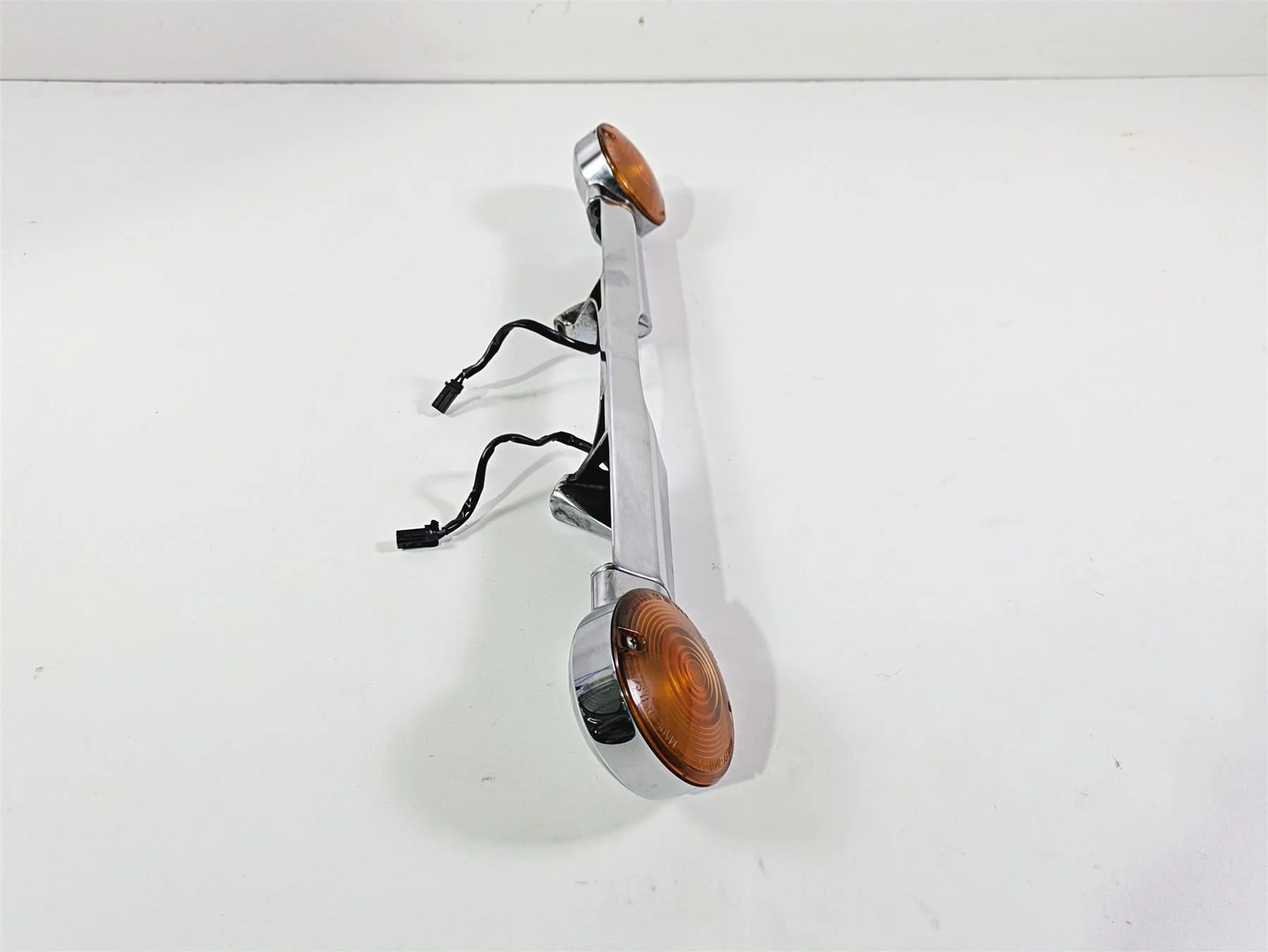 2005 Harley Touring FLHRI Road King Rear Blinker Turn Signal Bar Set 68145-98 - Image 2