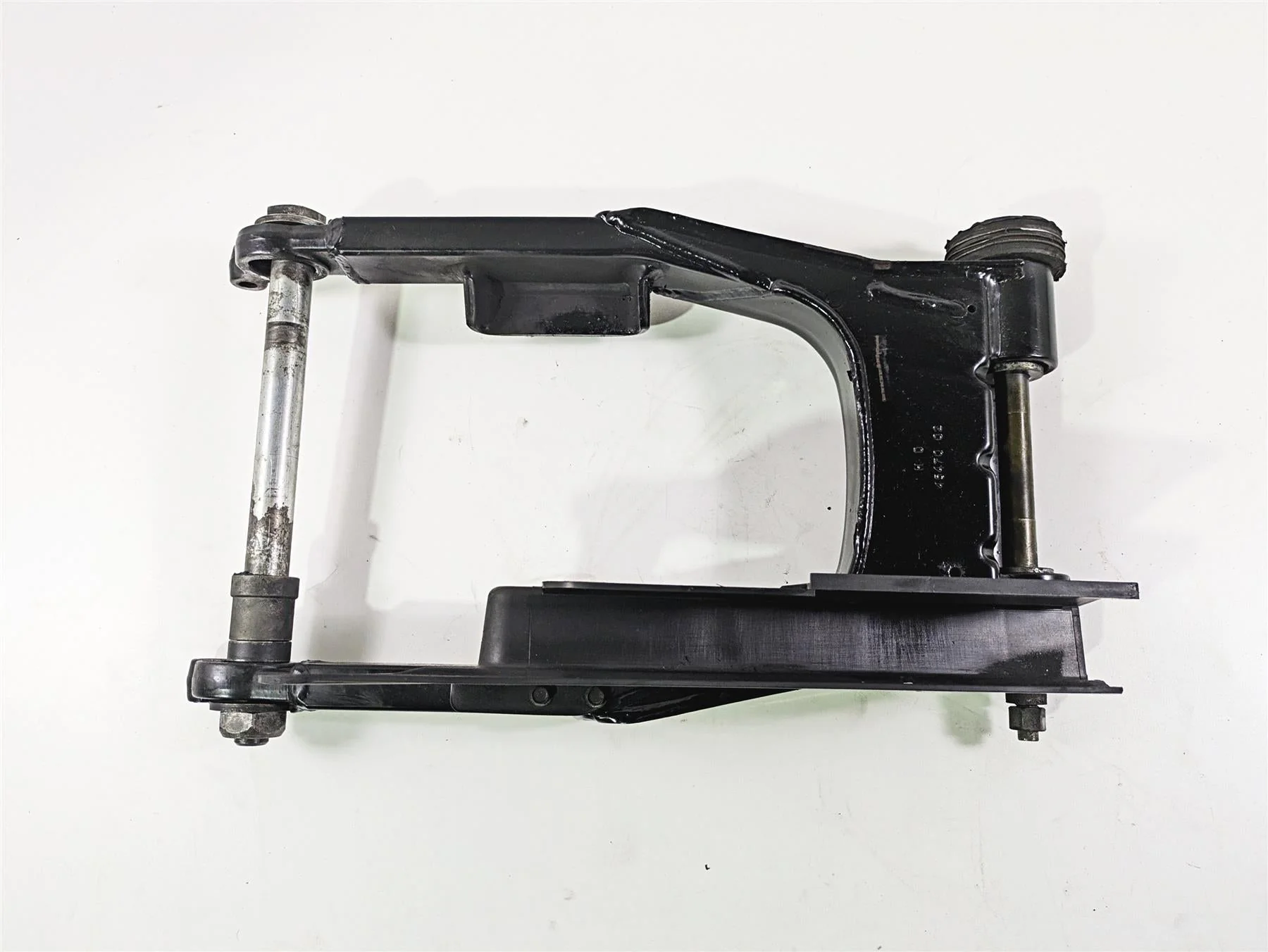 2005 Harley Touring FLHRI Road King Rear Swingarm Swing Arm 1" 47549-02A - Image 3