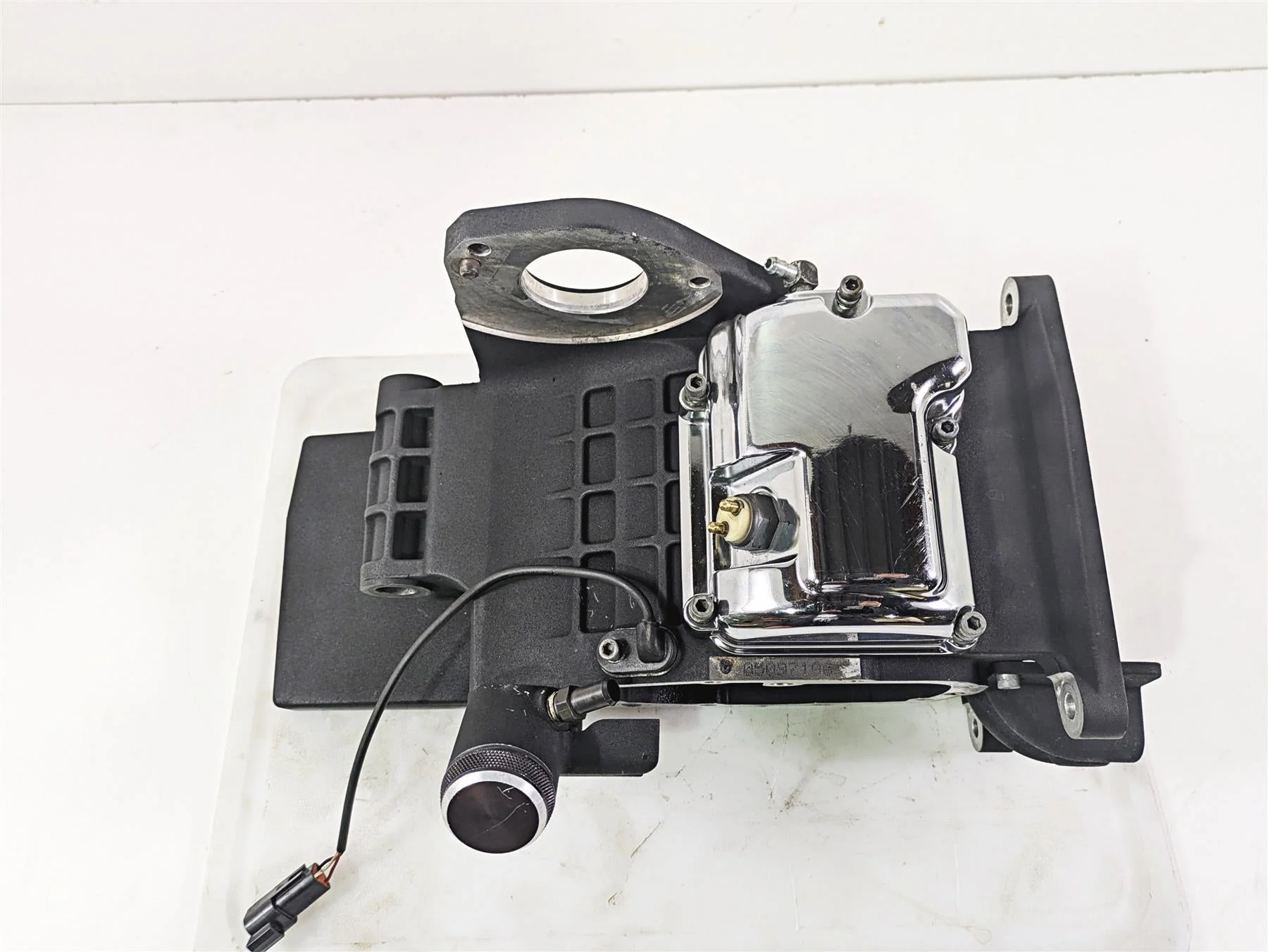 2005 Harley Touring FLHRI Road King Transmission Gear Box Case Cover 34740-02A - Image 5