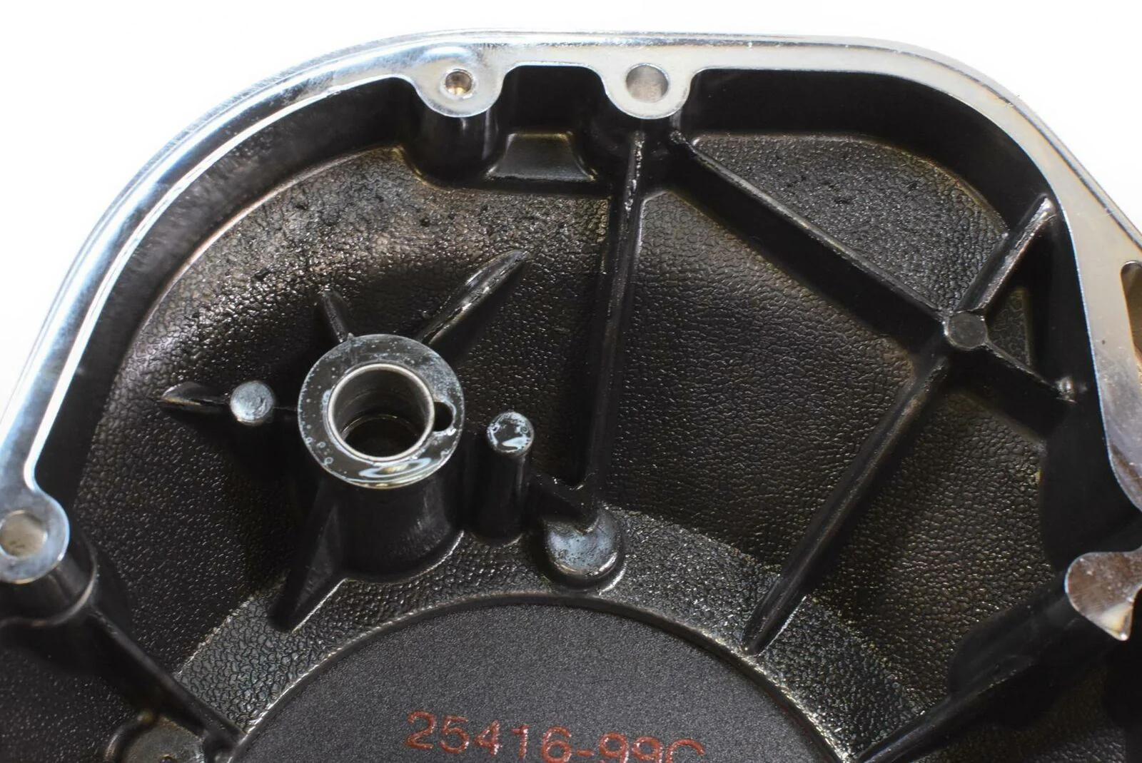 2005 Harley Touring FLHRSI Road King Outer Primary Drive Clutch Cover 60685-04 - Image 9
