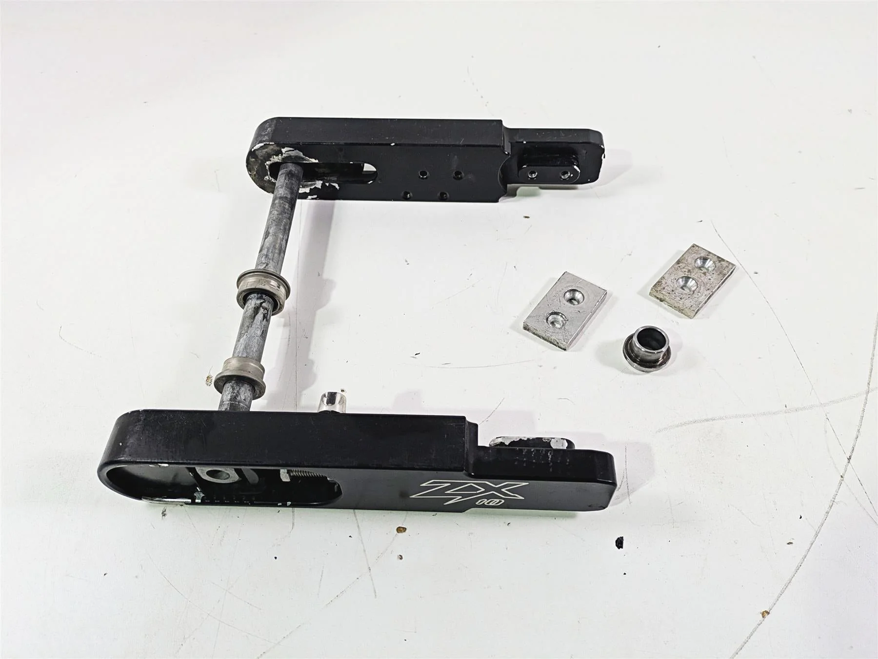 2005 Kawasaki ZX1000 ZX10R Ninja 9" Rear Swingarm Extension Kit