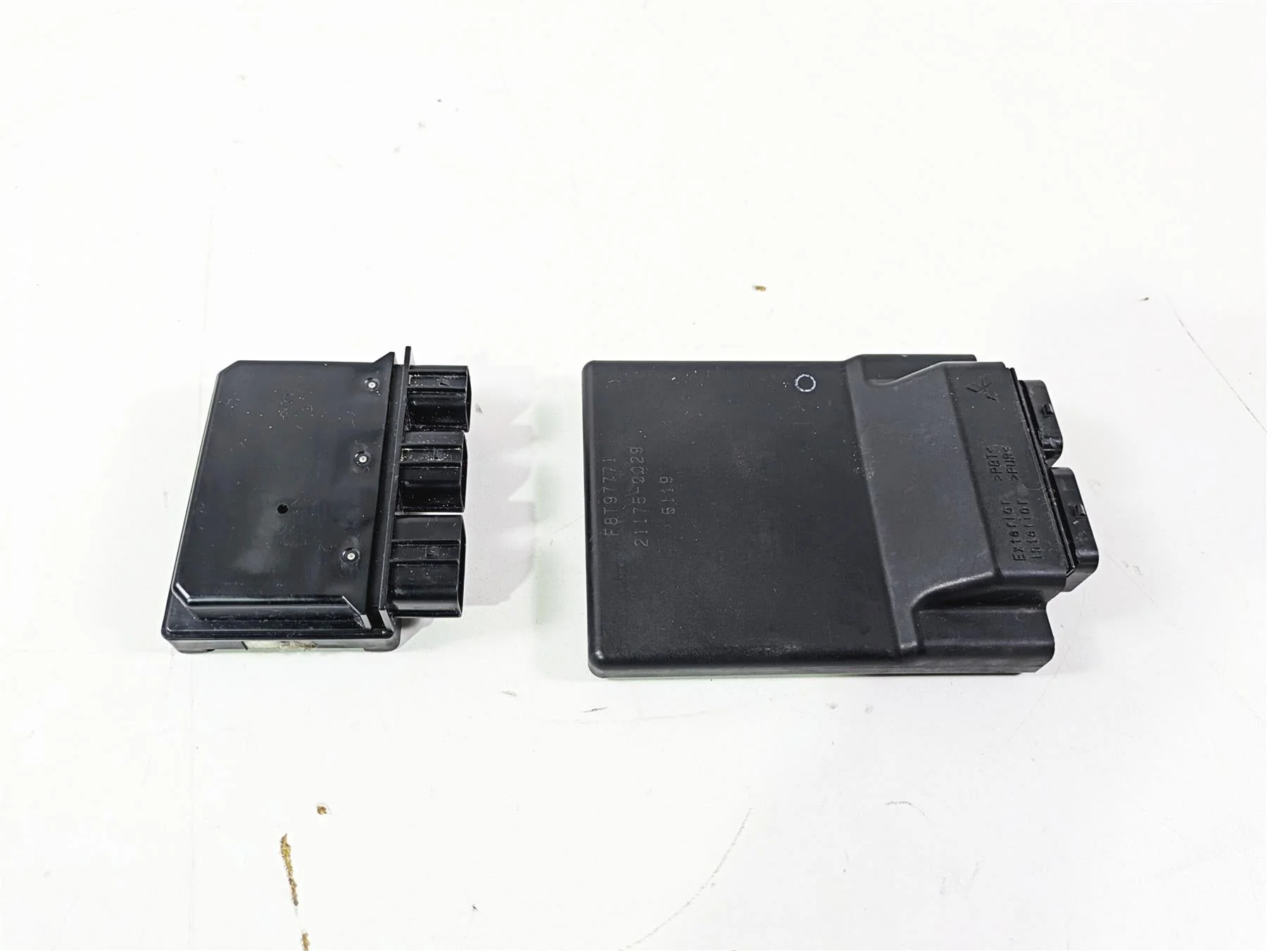2005 Kawasaki ZX1000 ZX10R Ninja Cdi Ecu Ecm & Black Relay Box Set 21175-0029 - Image 4