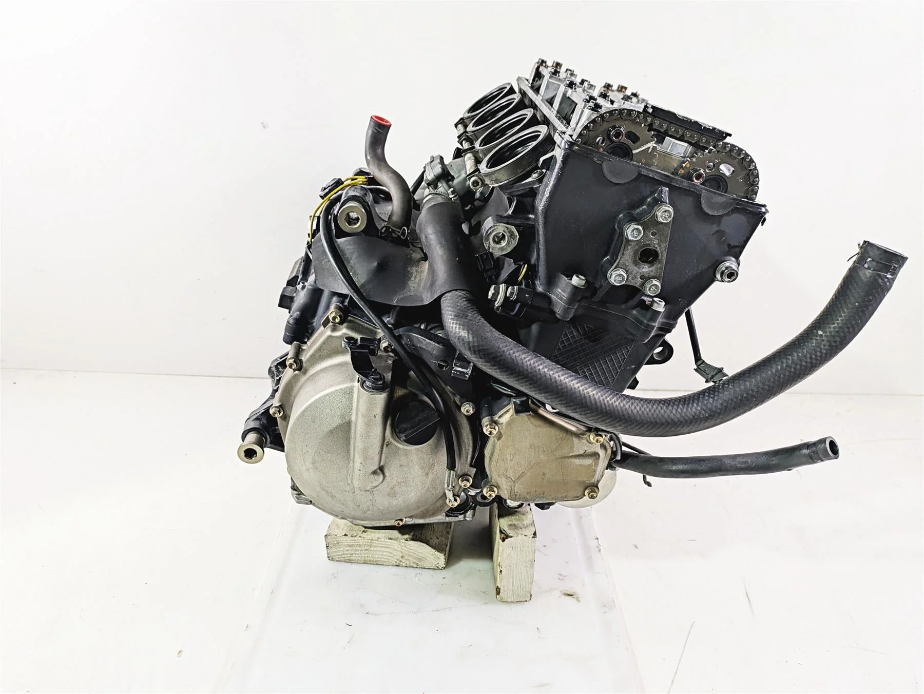 2005 Kawasaki ZX1000 ZX10R Ninja Engine Motor Crankcase - Read 14001-0058