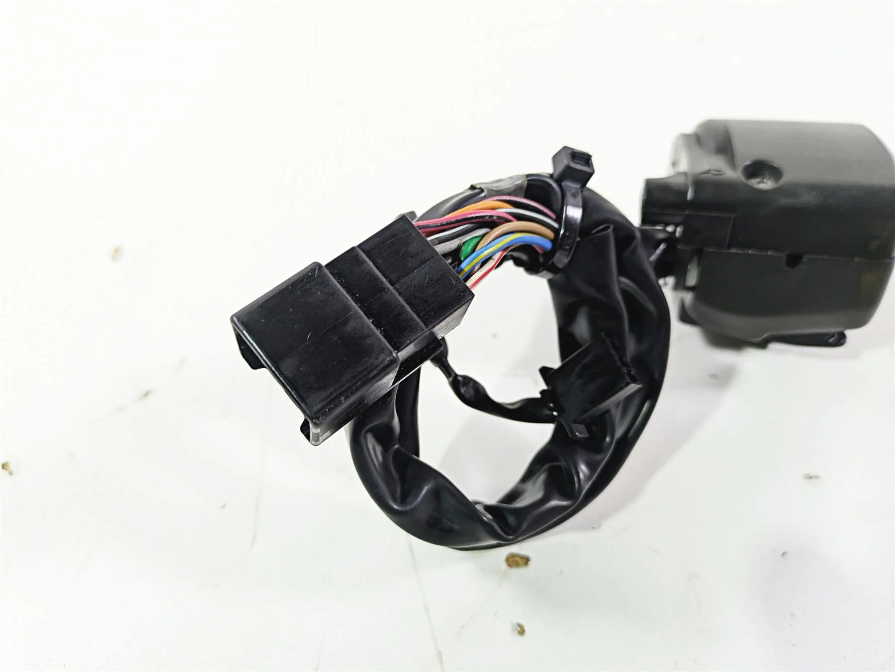 2005 Kawasaki ZX1000 ZX10R Ninja Left Hand Turn Signal Control Switch 46091-0116 - Image 8