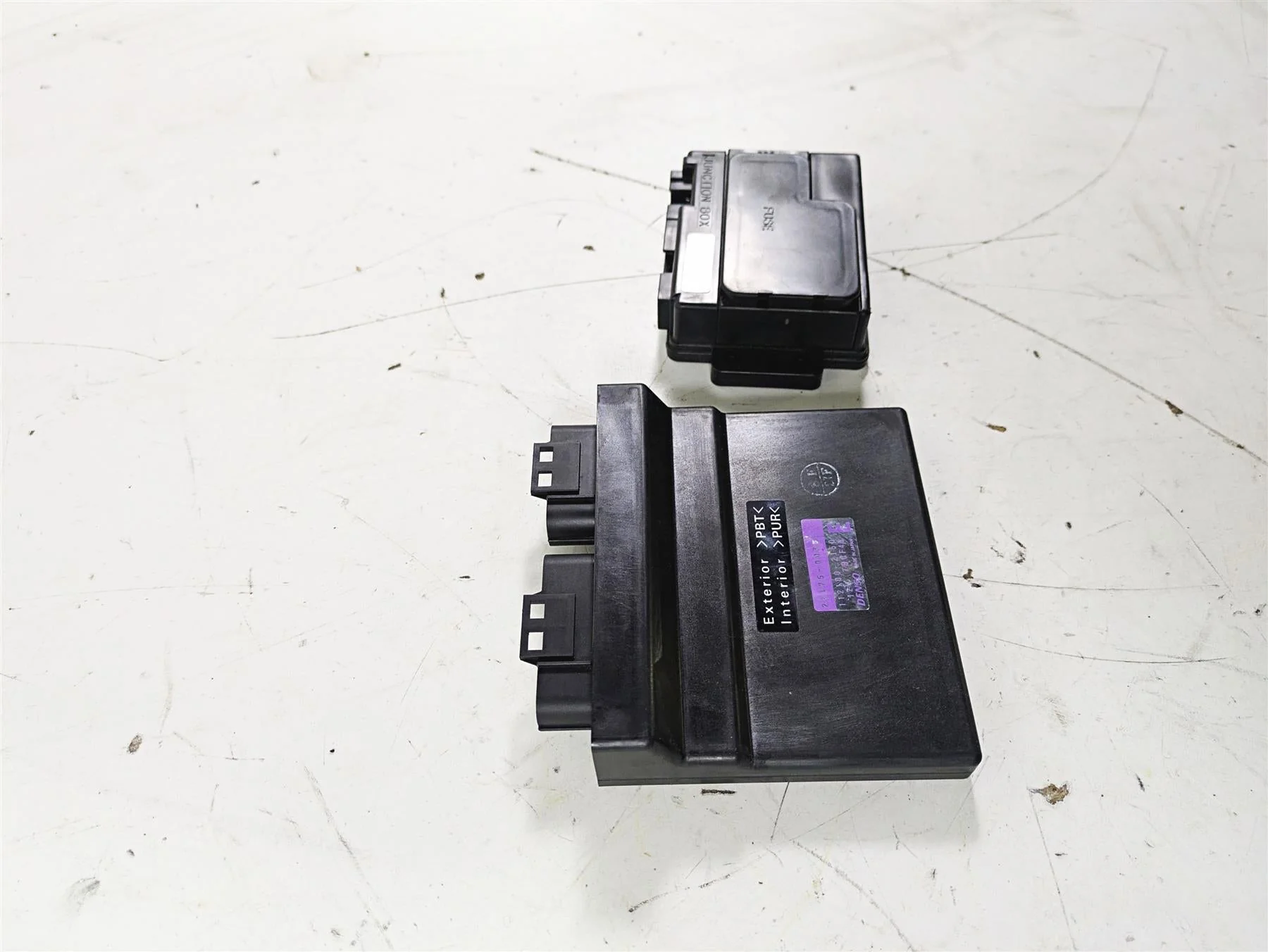 2005 Kawasaki ZX12R Ninja Cdi Ecu Ecm Control Module & Junction Box 21175-0038 - Image 2