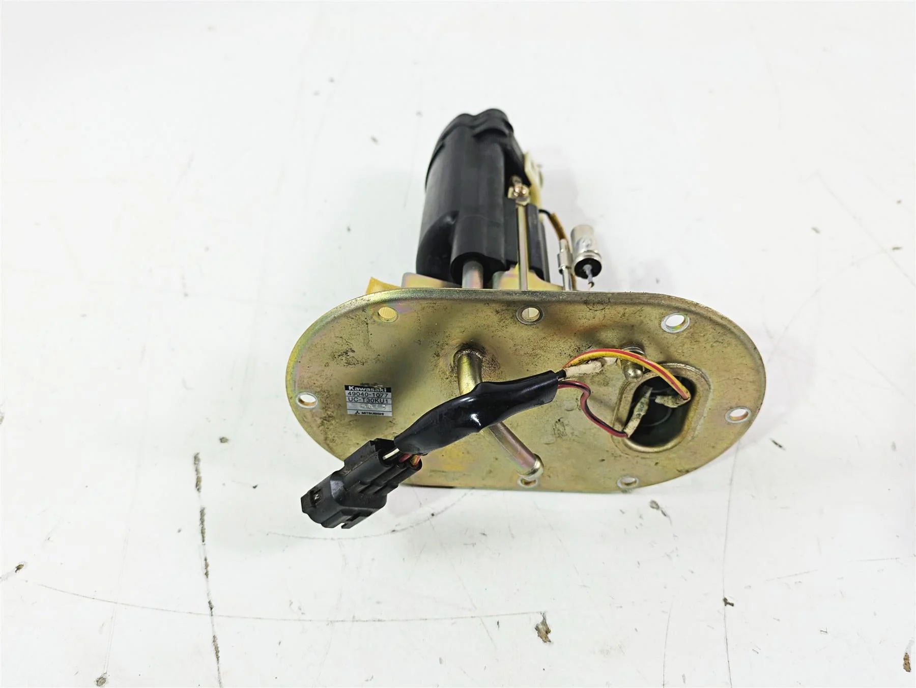 2005 Kawasaki ZX12R Ninja Fuel Gas Petrol Pump - Tested 49040-1077 - Image 4