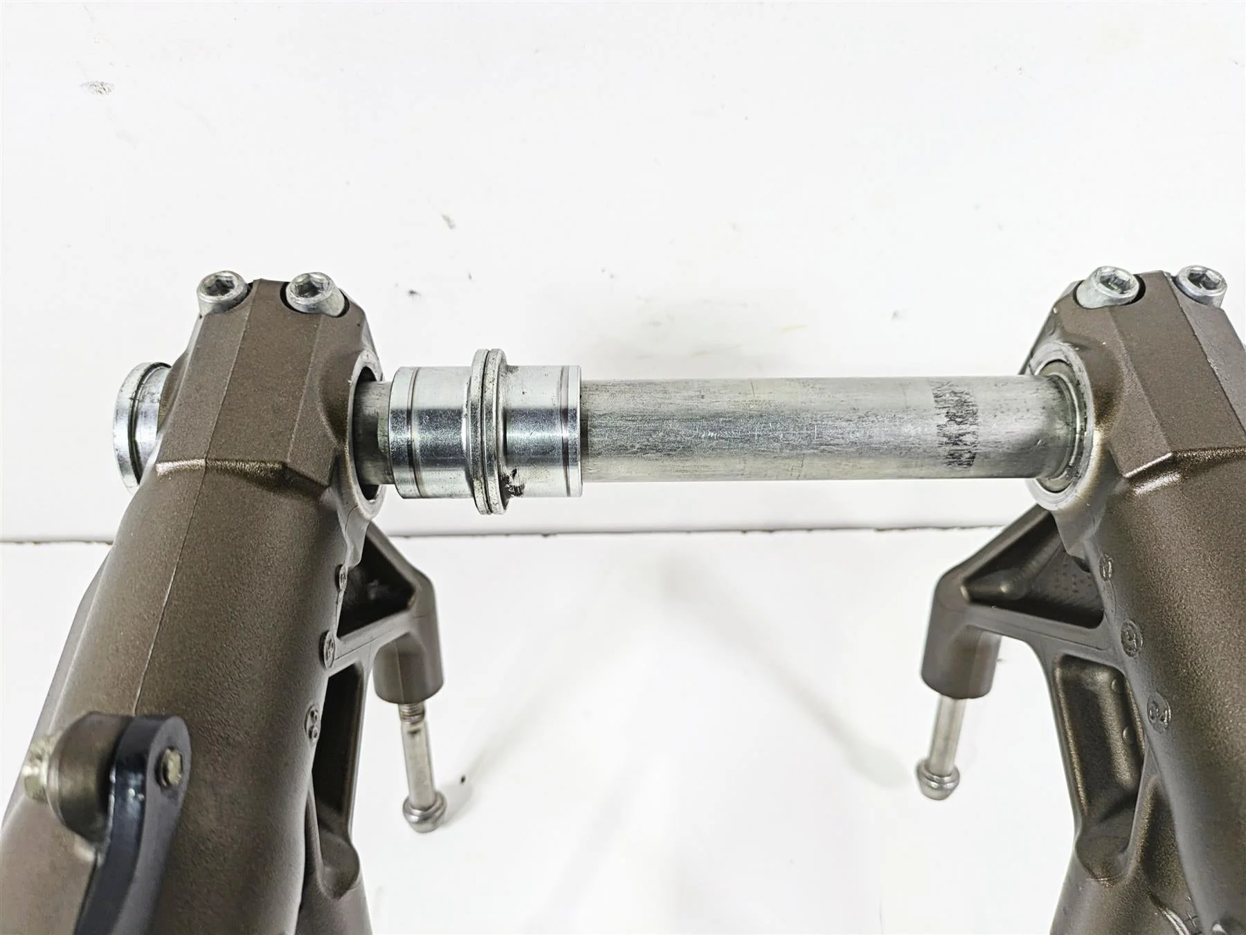 2005 Kawasaki ZX12R Ninja Full Front End Fork Leg Triple Tree Set 44075-0017 - Image 6
