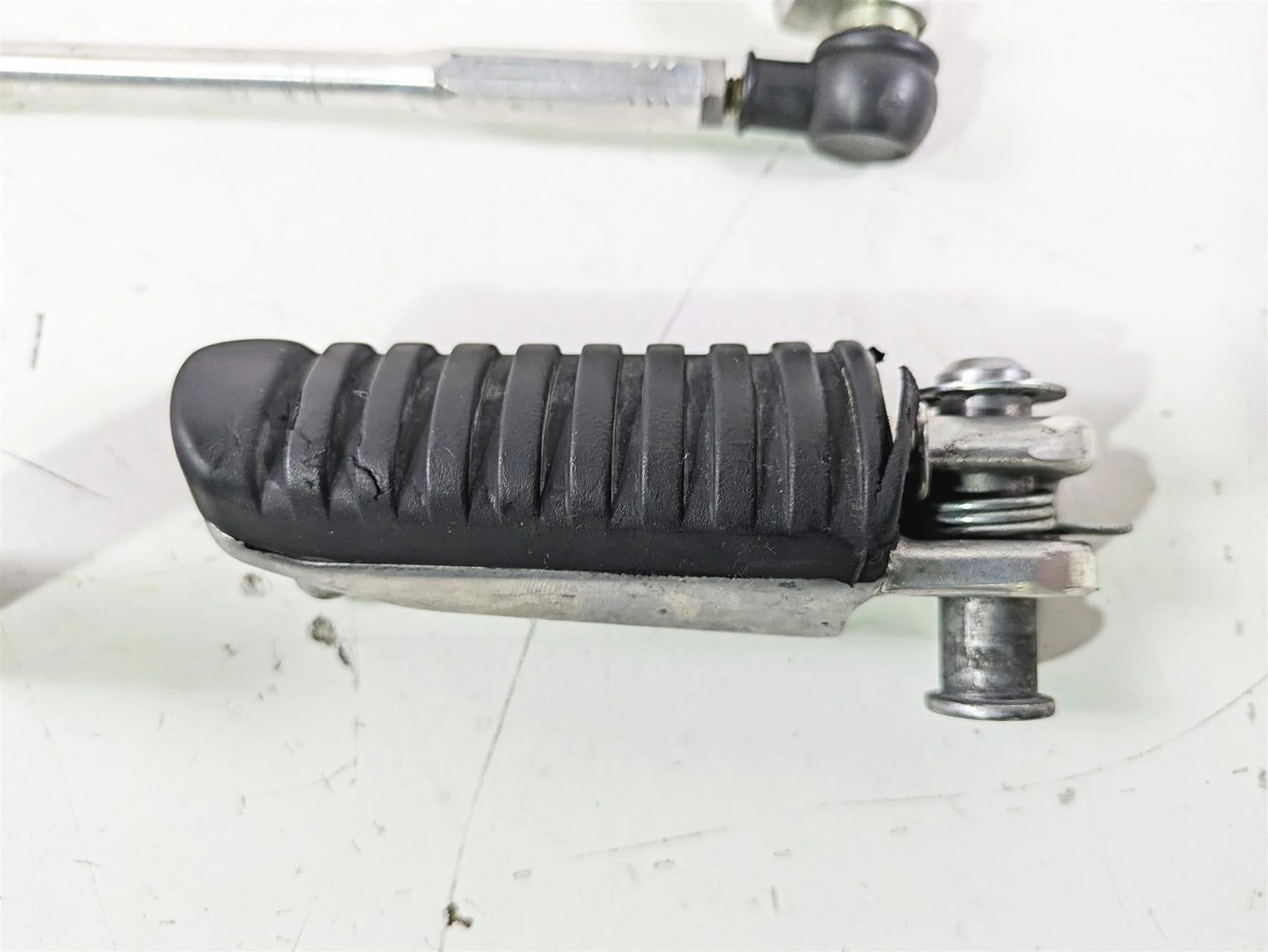 2005 Kawasaki ZX12R Ninja Left Front Footpeg & Shifter 34028-1428 13242-1363 - Image 5