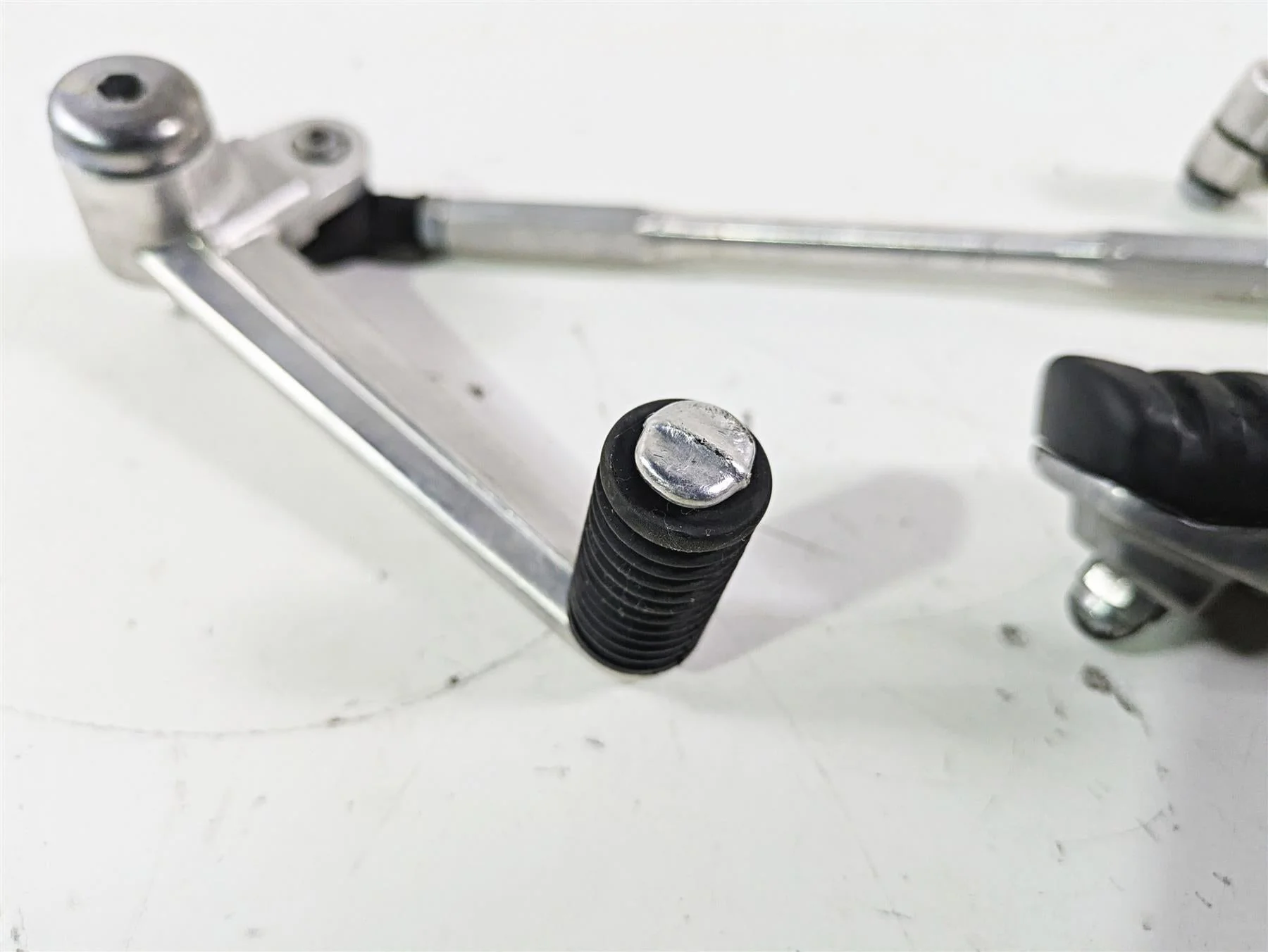 2005 Kawasaki ZX12R Ninja Left Front Footpeg & Shifter 34028-1428 13242-1363 - Image 7