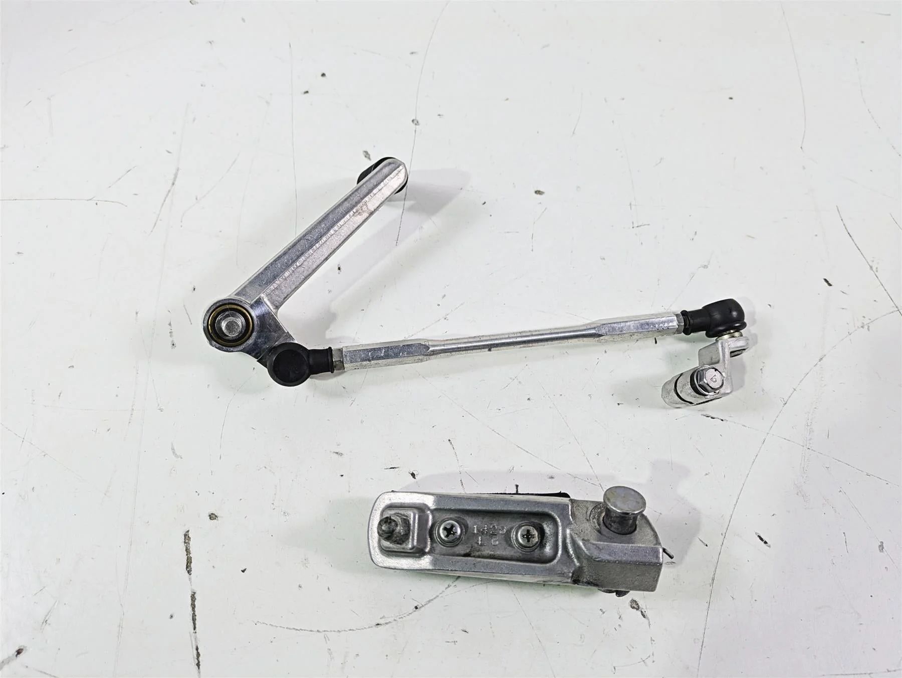 2005 Kawasaki ZX12R Ninja Left Front Footpeg & Shifter 34028-1428 13242-1363 - Image 9