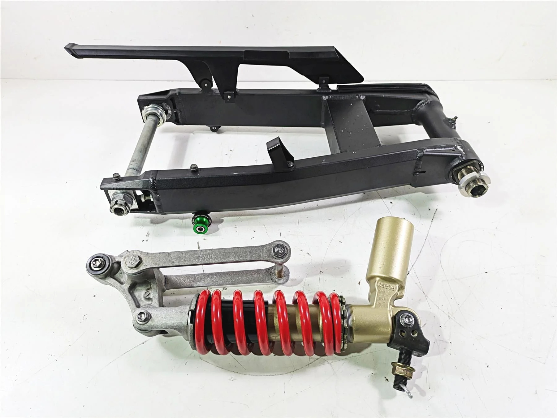 2005 Kawasaki ZX12R Ninja Rear Swingarm & Kyb Shock Set 33001-0053-8F 45014-0025