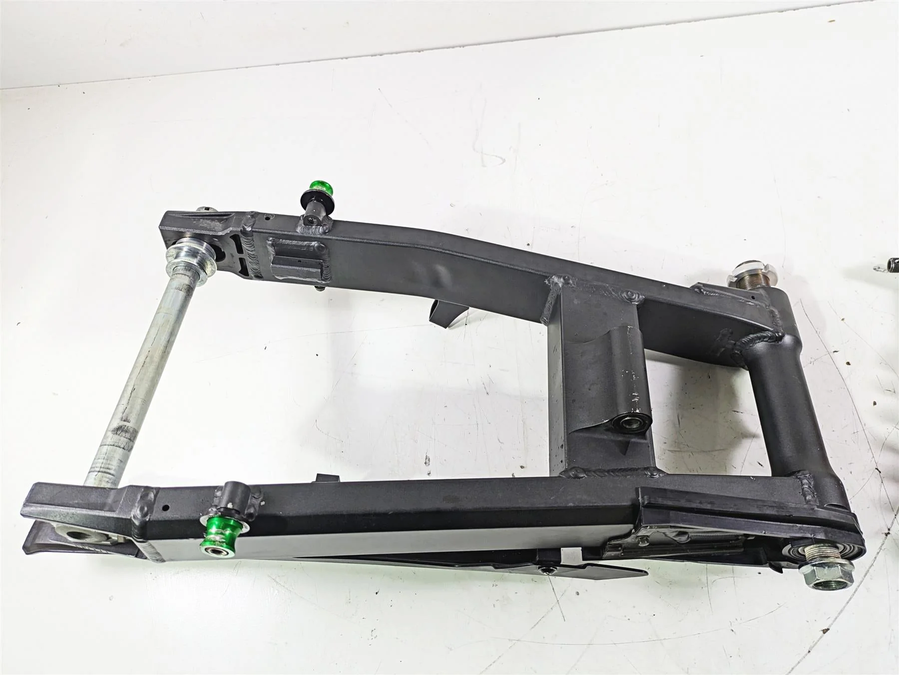 2005 Kawasaki ZX12R Ninja Rear Swingarm & Kyb Shock Set 33001-0053-8F 45014-0025 - Image 9