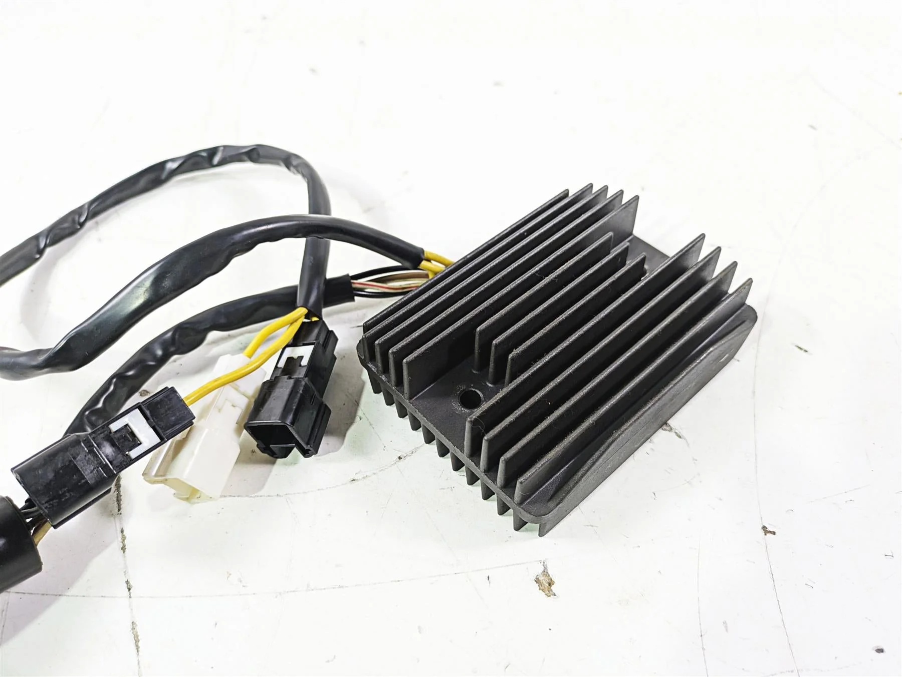 2005 Kawasaki ZX12R Ninja Rectifier Voltage Regulator SH689CB 21066-0007 - Image 10