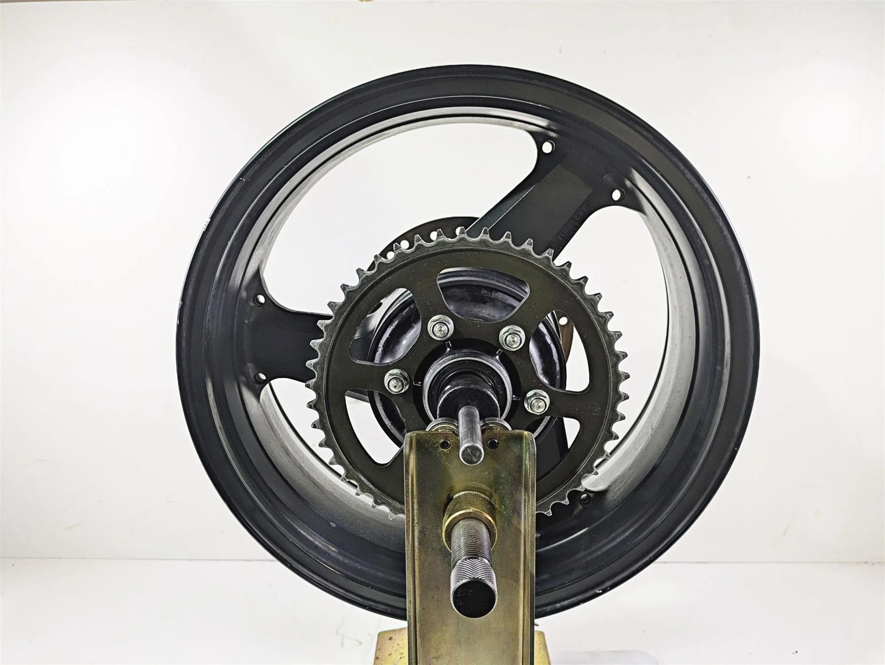 2005 Kawasaki ZX12R Ninja Straight 17x6 Rear Wheel Rim - Read 41073-1681-R2