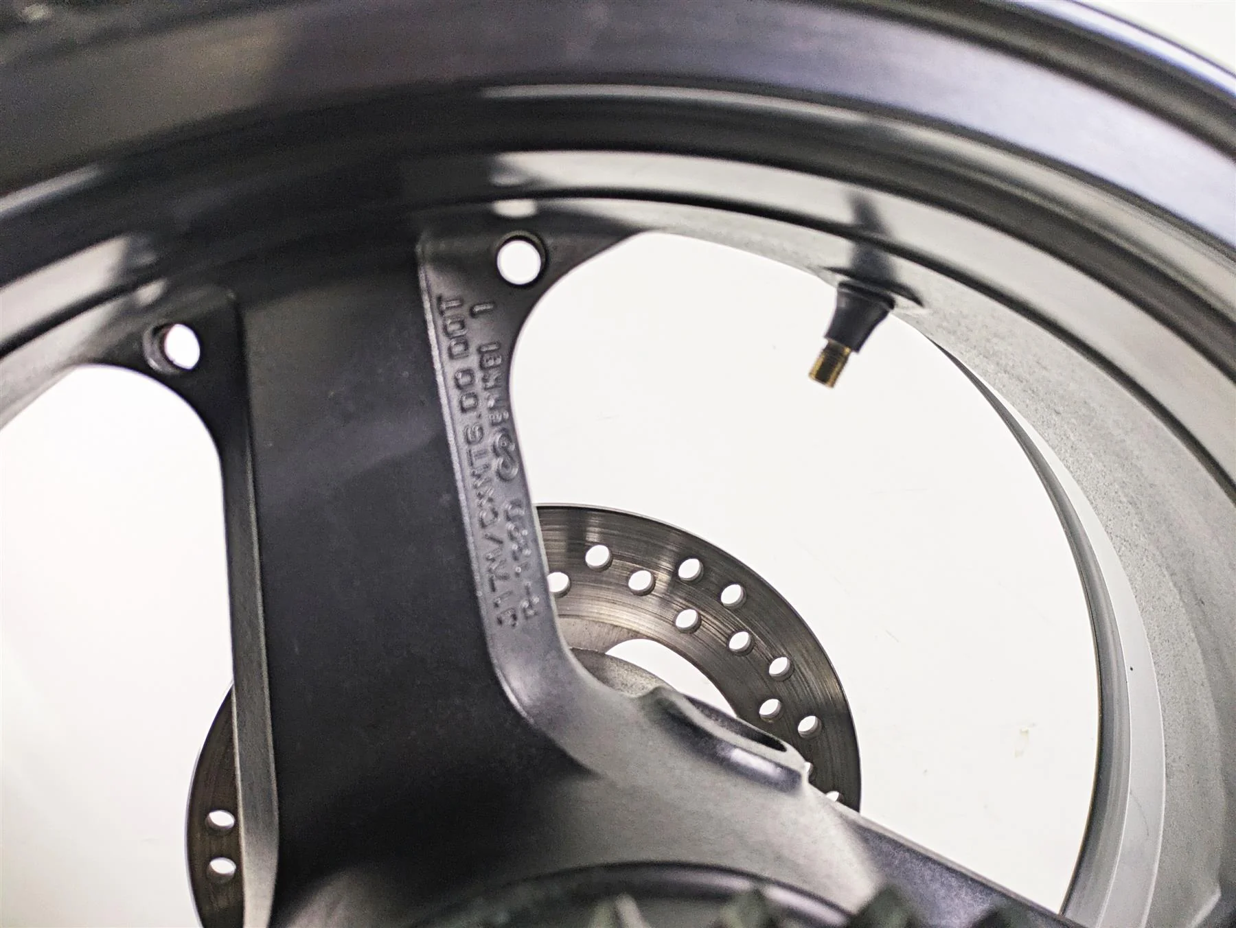 2005 Kawasaki ZX12R Ninja Straight 17x6 Rear Wheel Rim - Read 41073-1681-R2 - Image 3