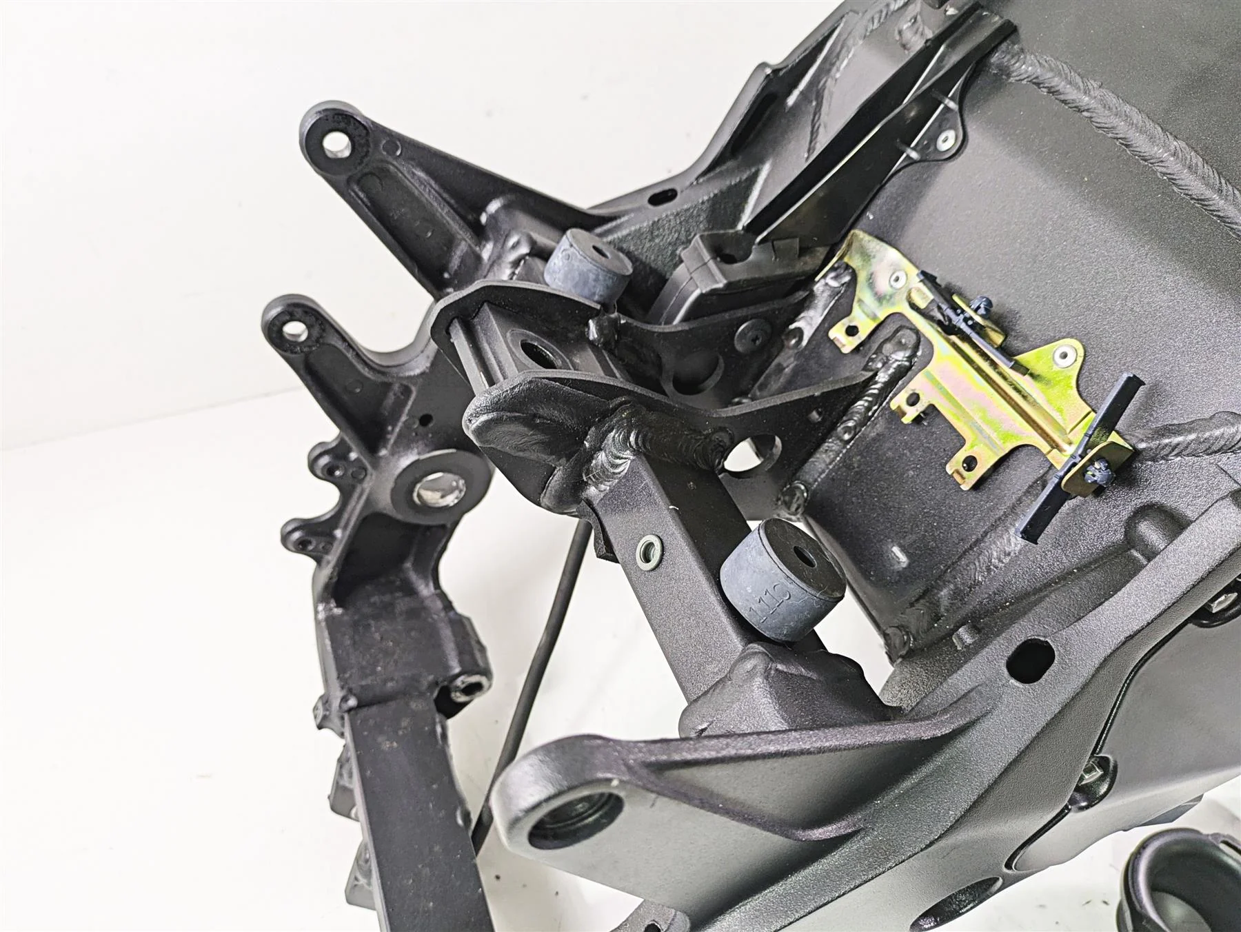 2005 Kawasaki ZX12R Ninja Straight Main Frame Chassis With Clear Texas Title 32160-1774-8F - Image 5