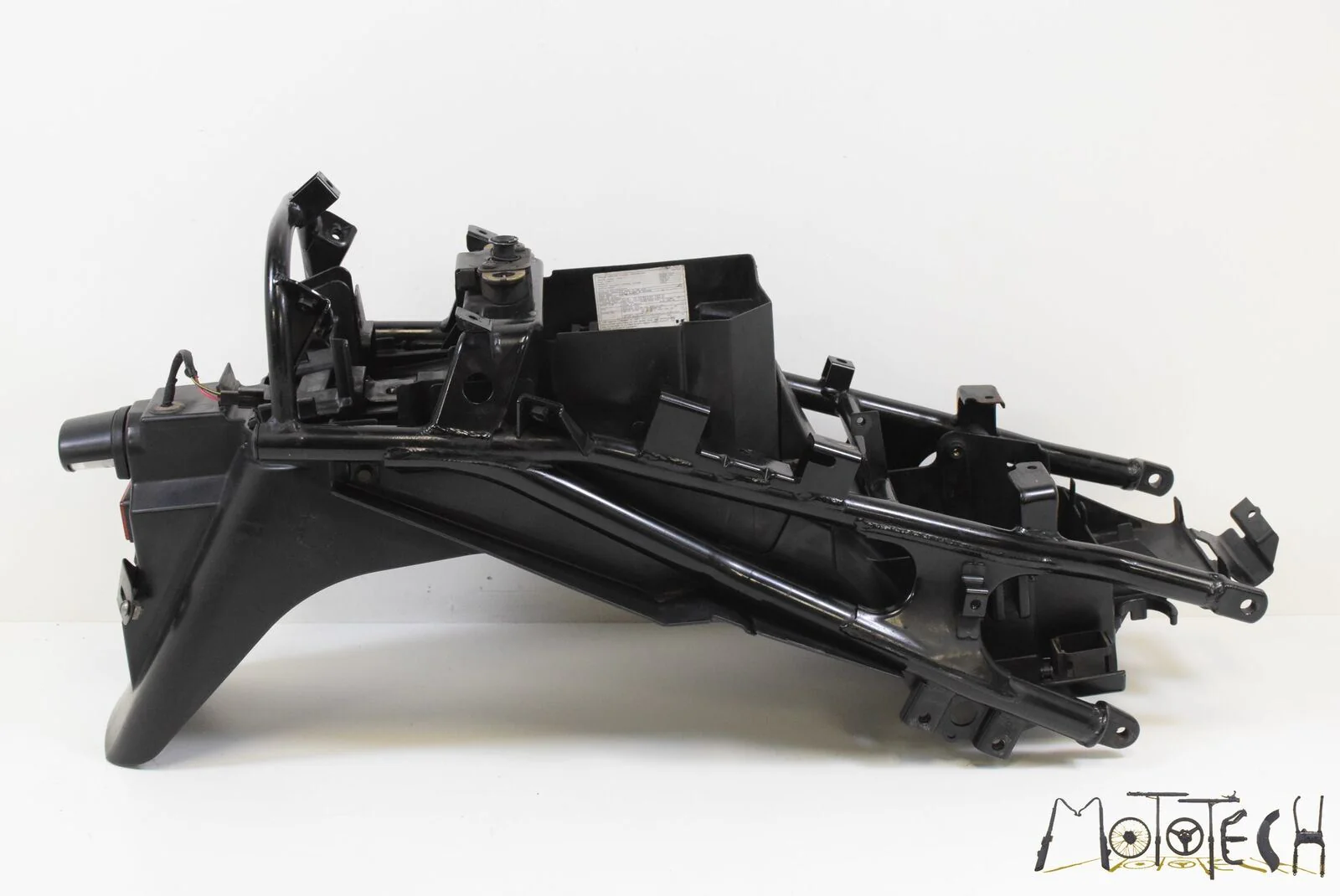 2005 Kawasaki ZZR1200 ZX1200 Ninja Rear Subframe Sub Frame SET 32160-1776-10