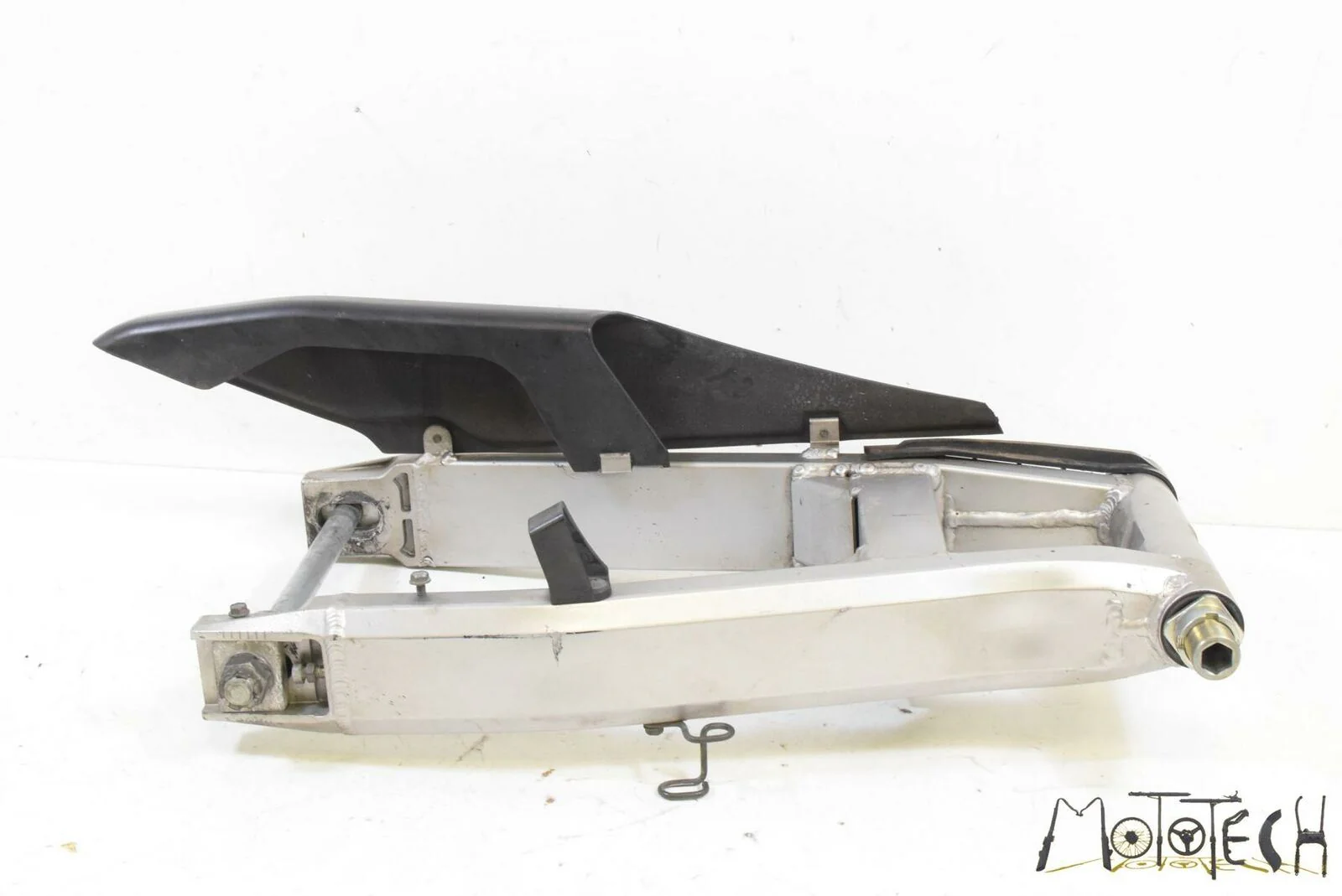 2005 Kawasaki ZZR1200 ZX1200 Rear Swingarm Swing Arm Straight 33001-1624-458 - Image 3