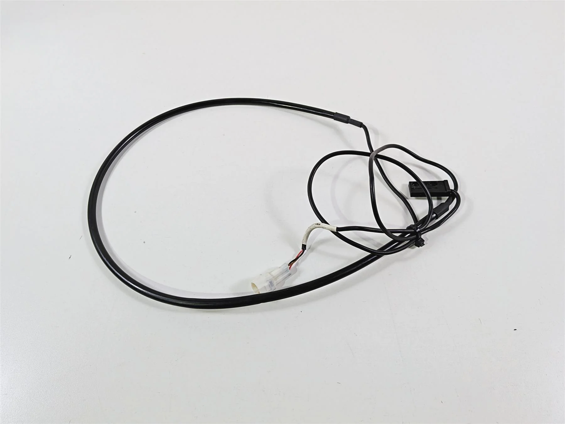 2005 KTM 950 LC8 Adventure Front Wheel Speed Sensor 60014069050 60014068200