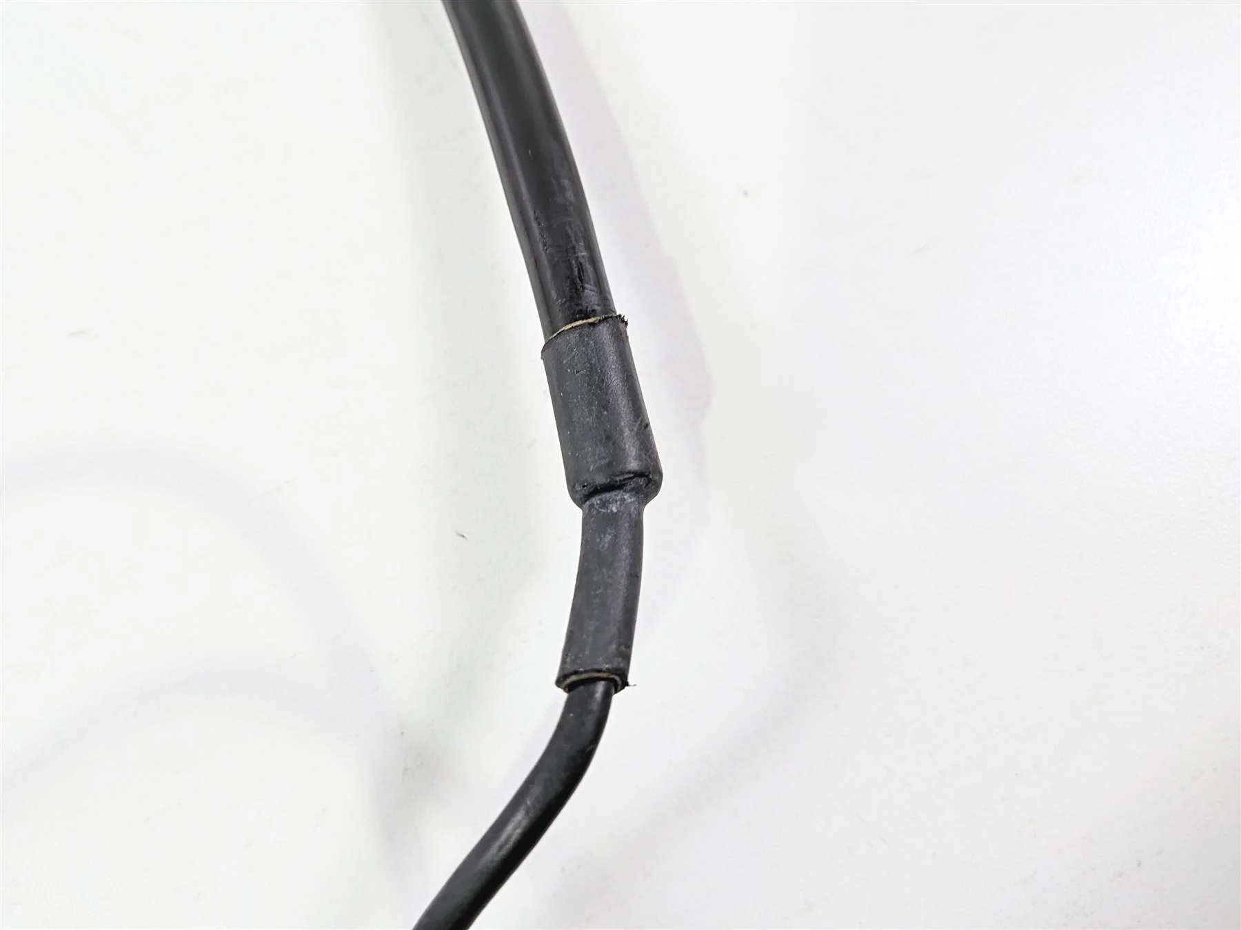 2005 KTM 950 LC8 Adventure Front Wheel Speed Sensor 60014069050 60014068200 - Image 12