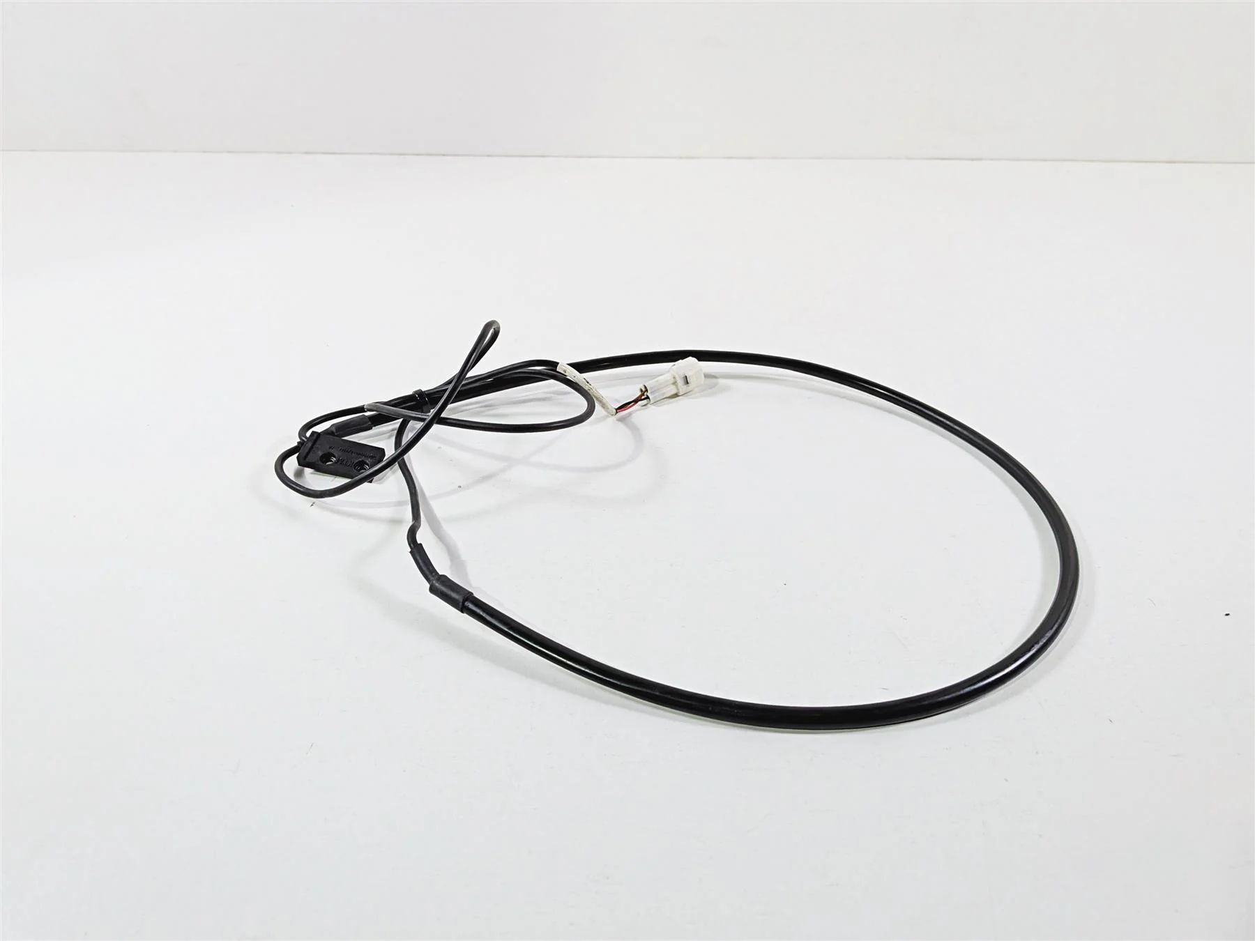 2005 KTM 950 LC8 Adventure Front Wheel Speed Sensor 60014069050 60014068200 - Image 4