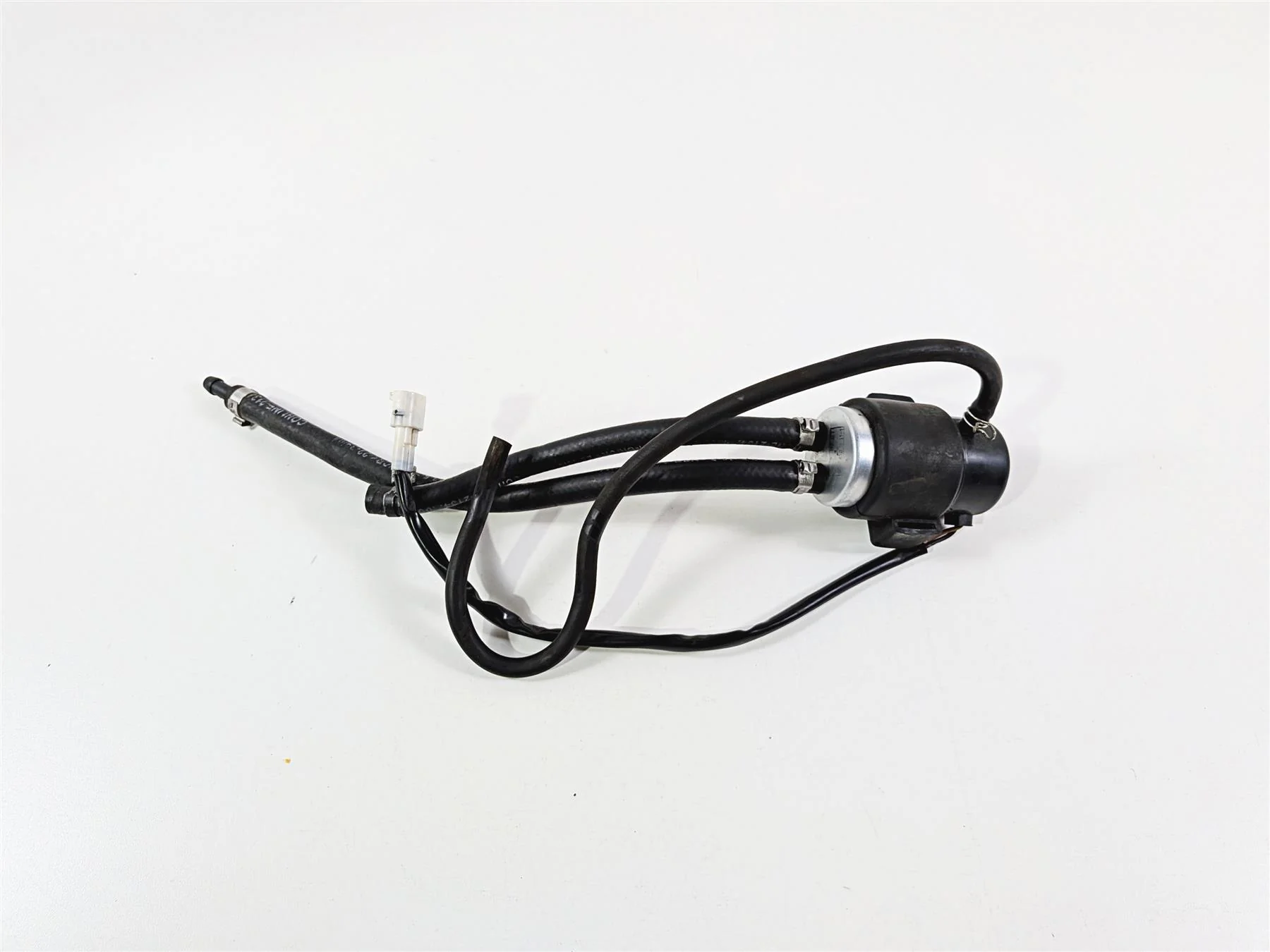 2005 KTM 950 LC8 Adventure Fuel Gas Petrol Pump & Lines - Tested 60012088100