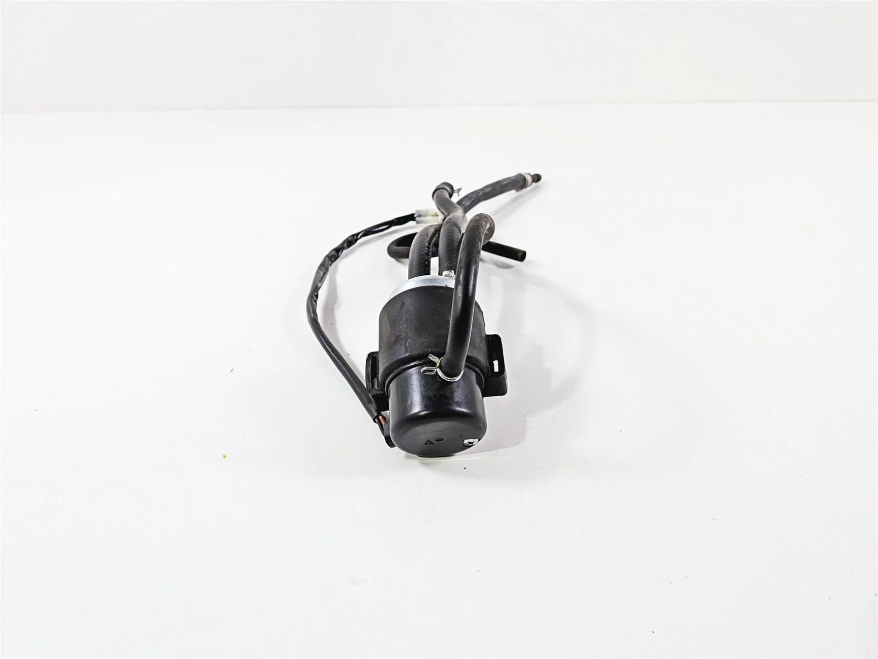 2005 KTM 950 LC8 Adventure Fuel Gas Petrol Pump & Lines - Tested 60012088100 - Image 5