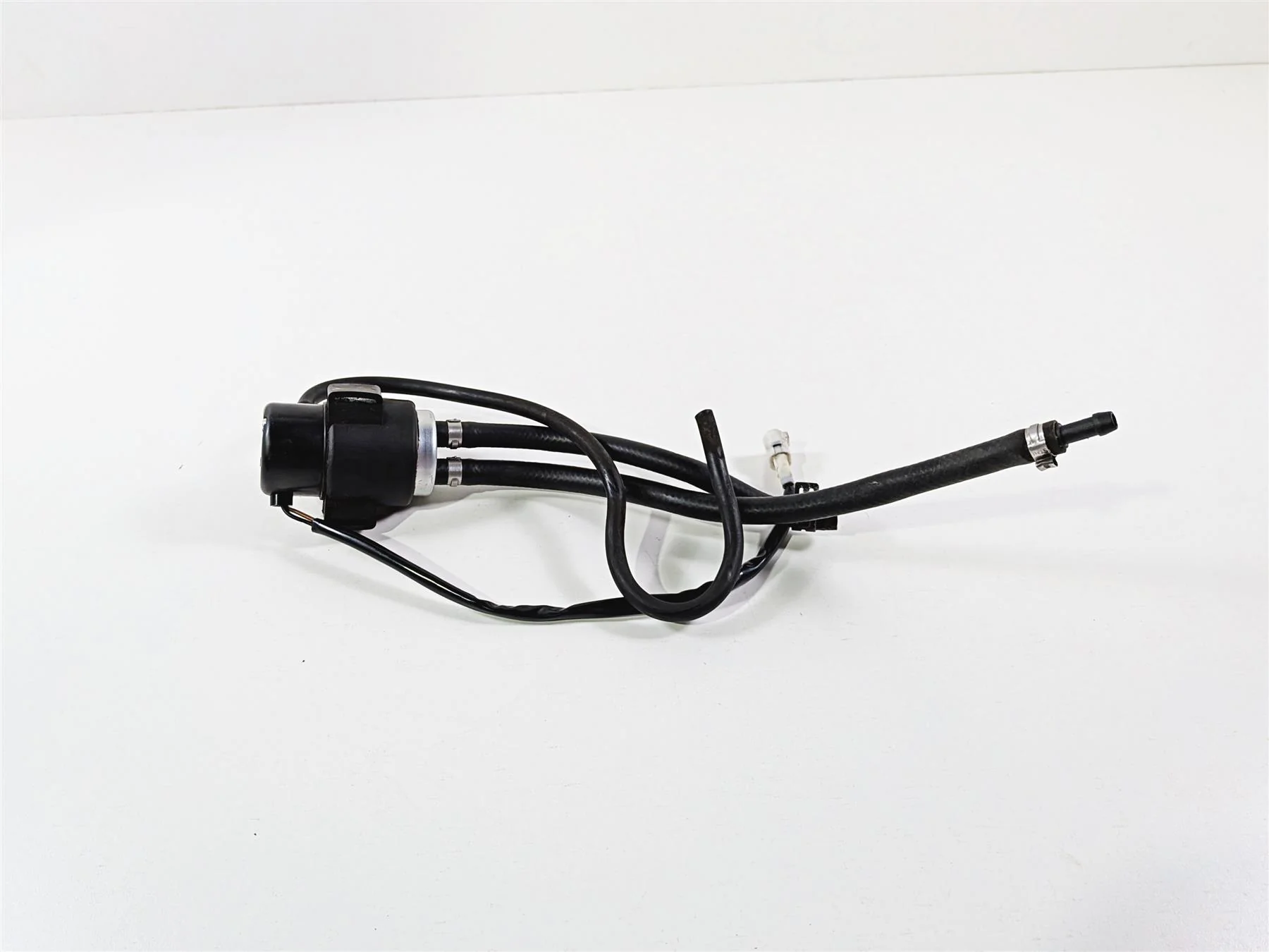 2005 KTM 950 LC8 Adventure Fuel Gas Petrol Pump & Lines - Tested 60012088100 - Image 6