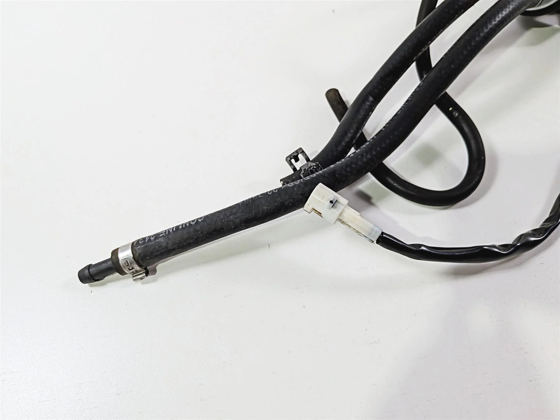 2005 KTM 950 LC8 Adventure Fuel Gas Petrol Pump & Lines - Tested 60012088100 - Image 9