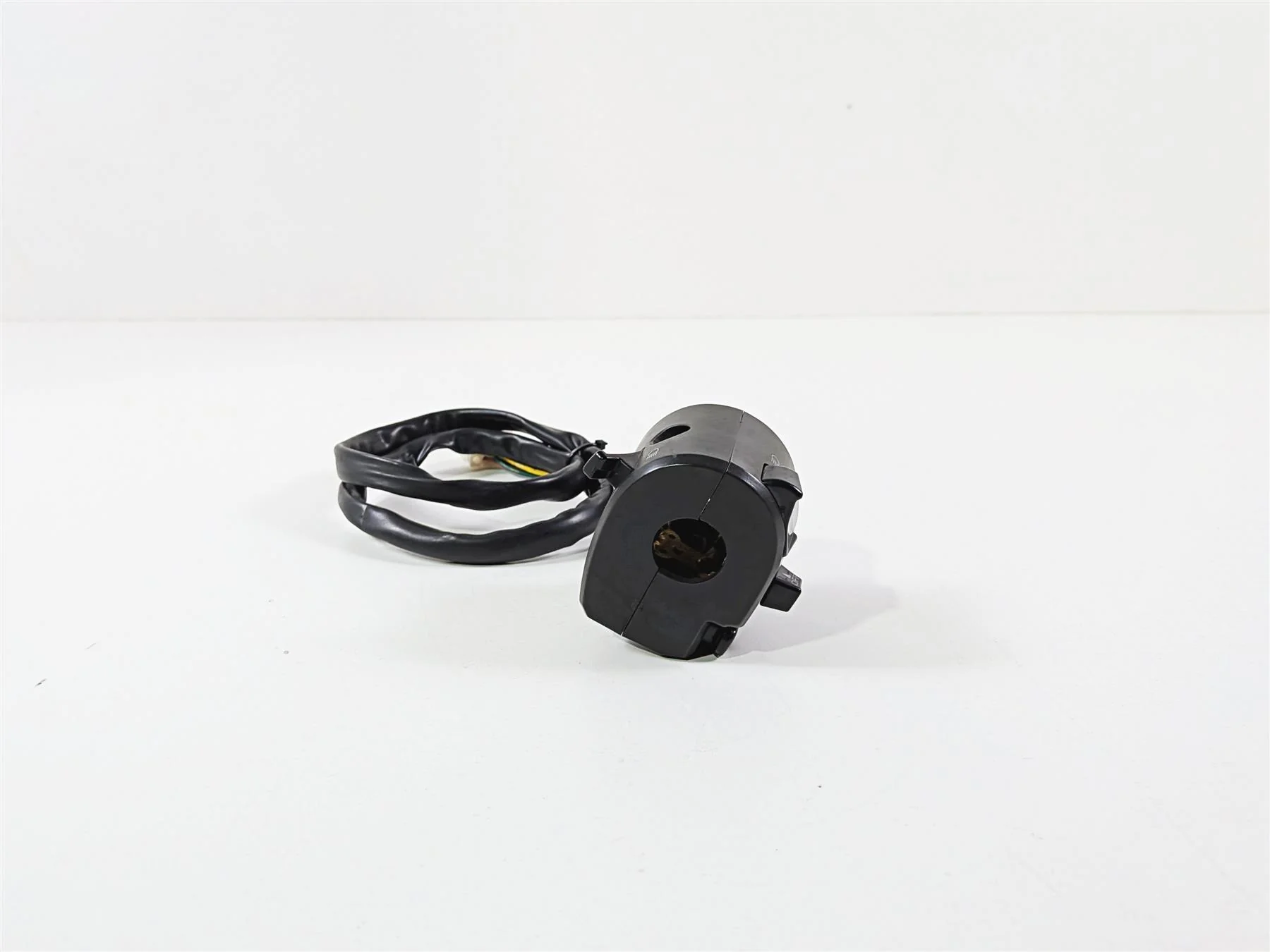 2005 KTM 950 LC8 Adventure Left Hand Control Switch Light Blinker 60011070000 - Image 4