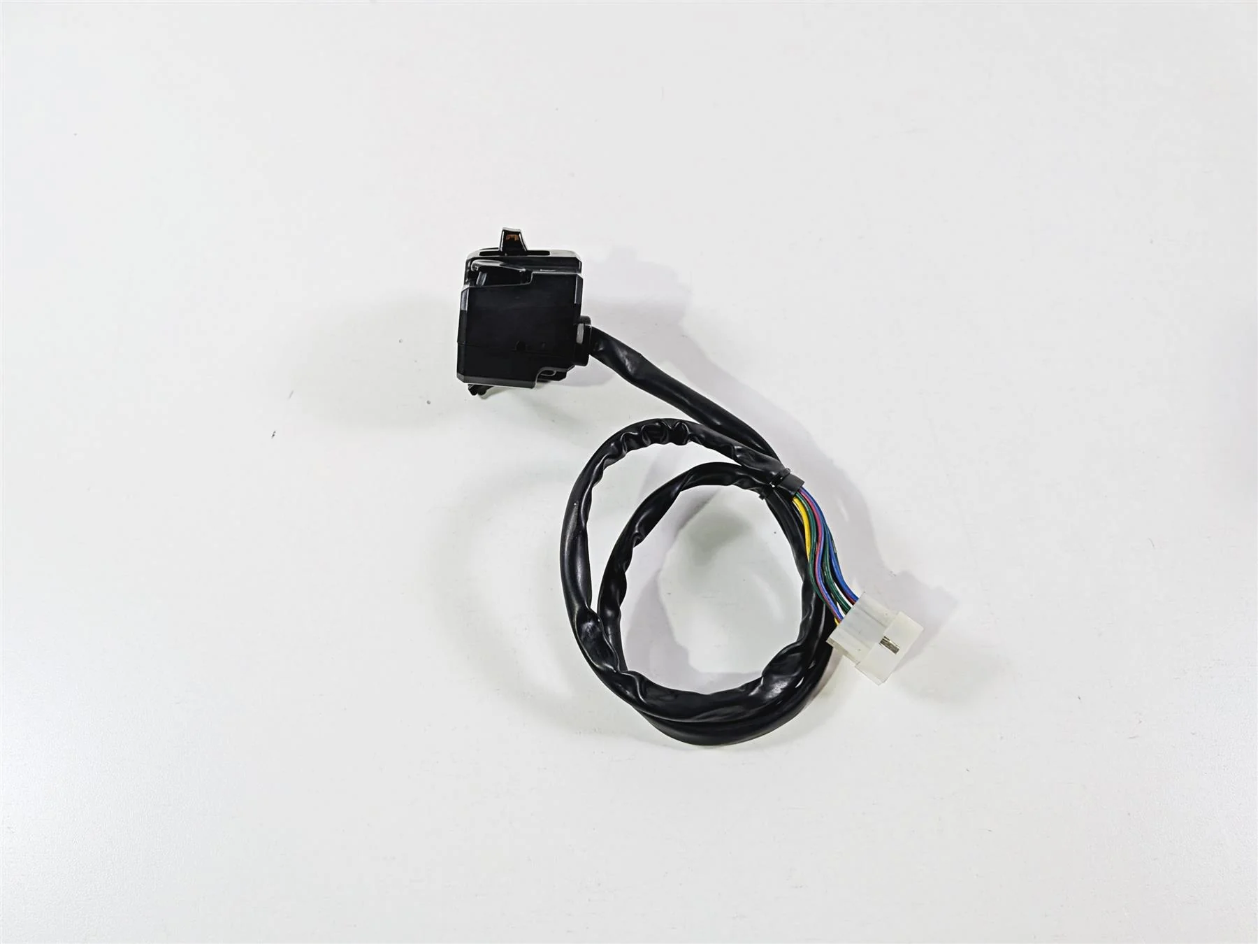 2005 KTM 950 LC8 Adventure Left Hand Control Switch Light Blinker 60011070000 - Image 7