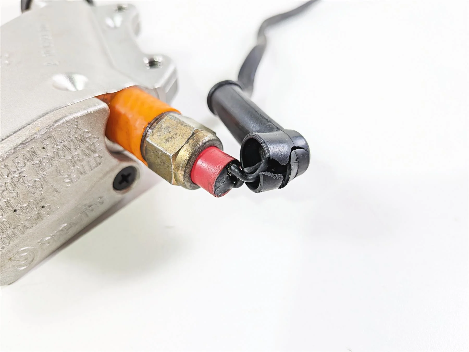 2005 KTM 950 LC8 Adventure Rear Brake Master Cylinder Brembo 60013060200 - Image 9