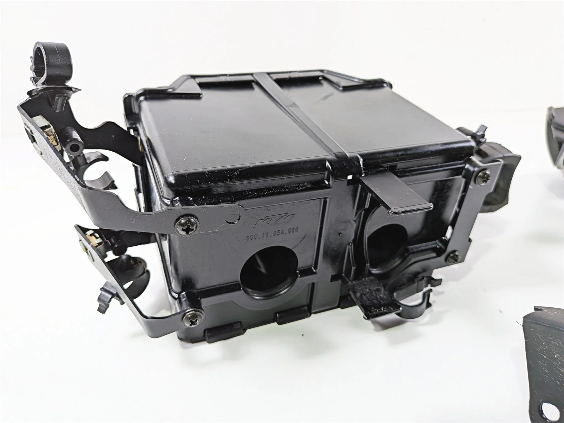 2005 KTM 950 LC8 Adventure Speedo Mount Battery Box Inlet Scoop Fairing - Image 3