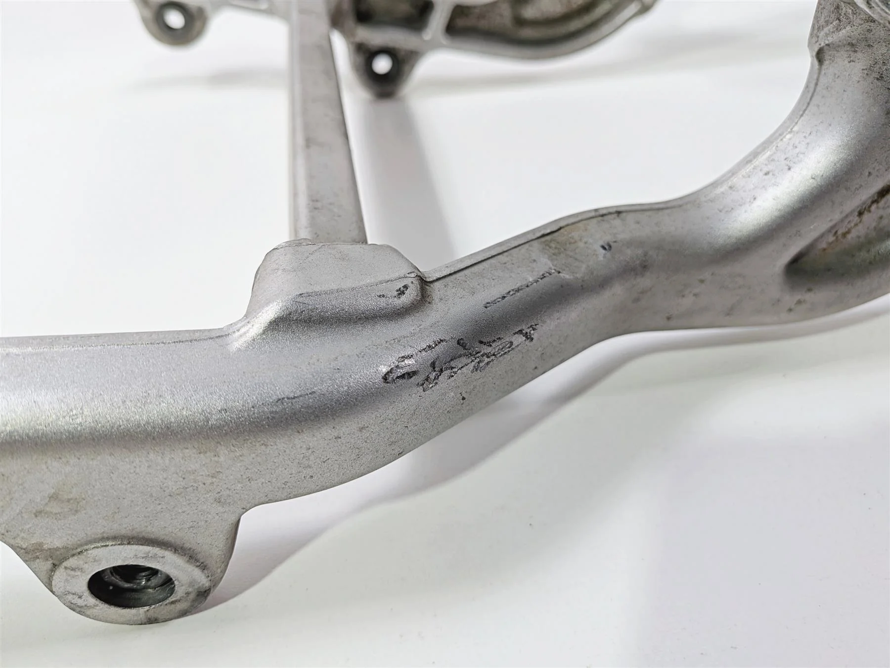 2005 KTM 950 LC8 Adventure Straight Rear Subframe Sub Frame 60003002000 - Image 11
