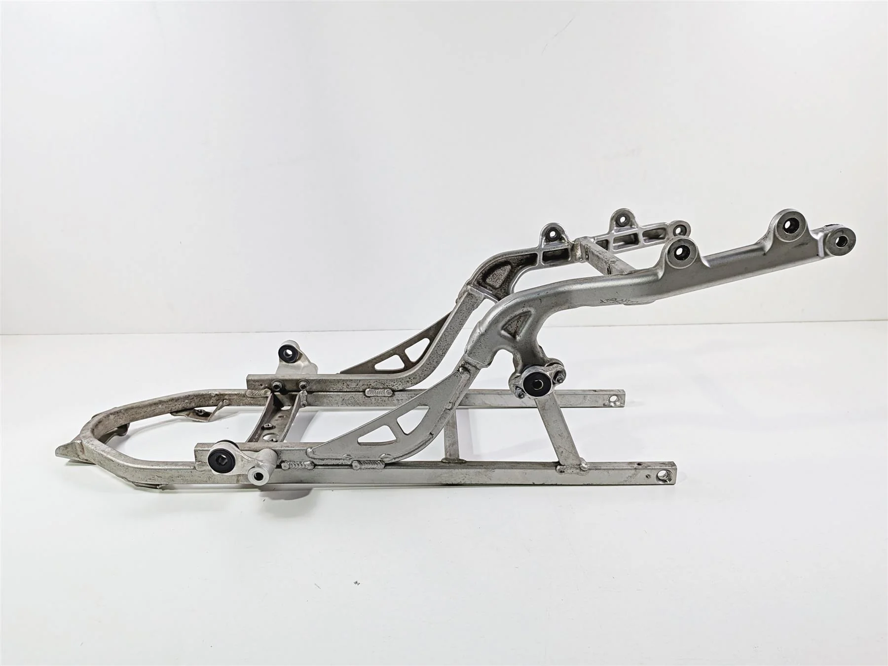 2005 KTM 950 LC8 Adventure Straight Rear Subframe Sub Frame 60003002000 - Image 2