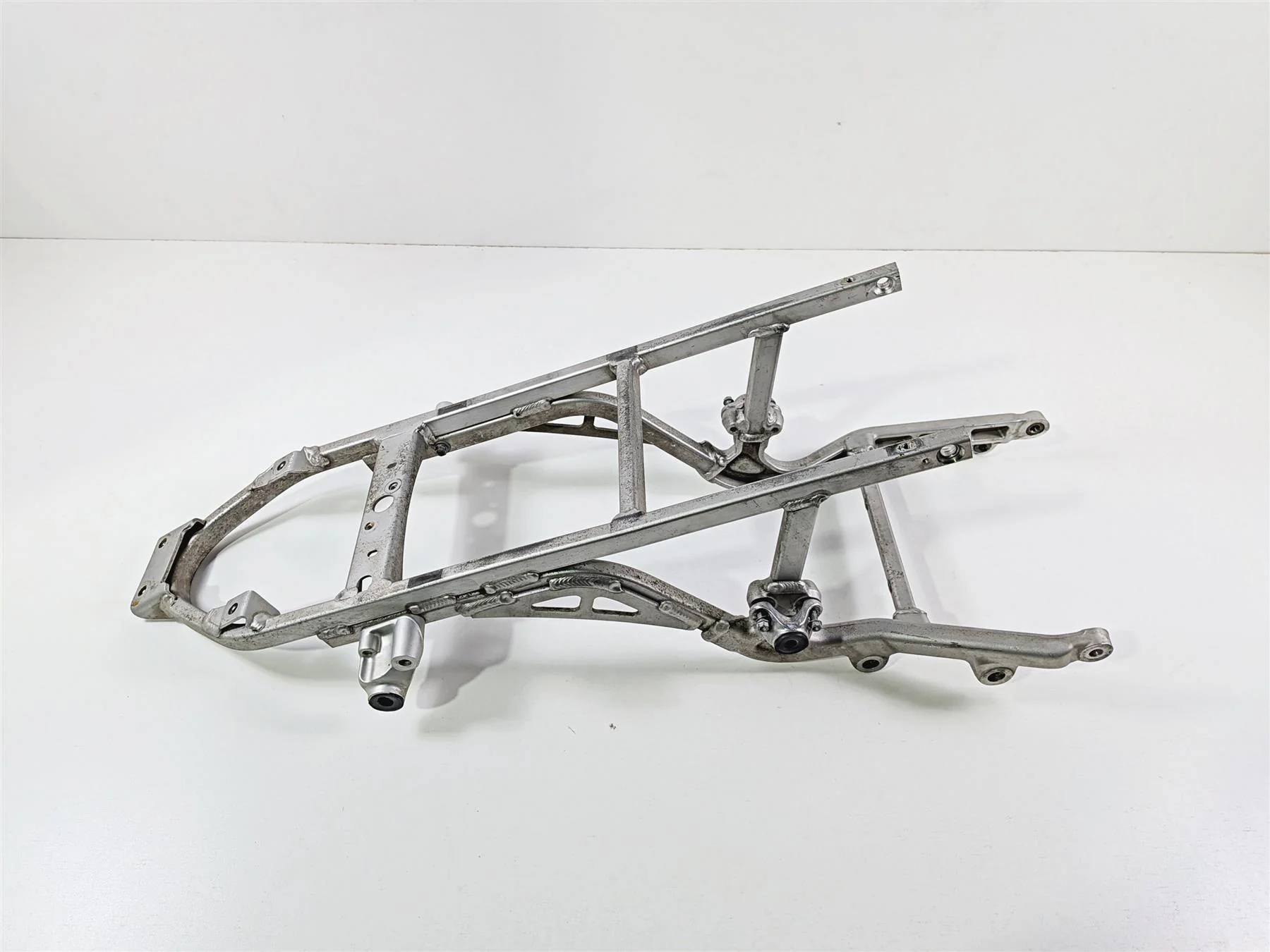 2005 KTM 950 LC8 Adventure Straight Rear Subframe Sub Frame 60003002000 - Image 6