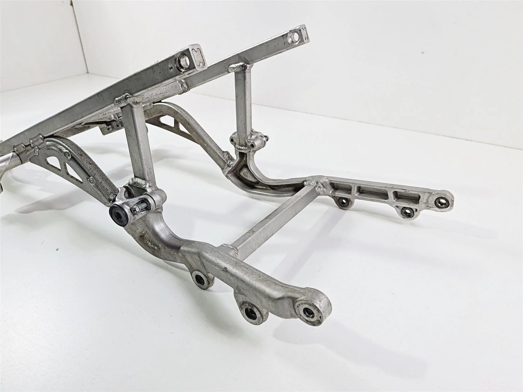 2005 KTM 950 LC8 Adventure Straight Rear Subframe Sub Frame 60003002000 - Image 8