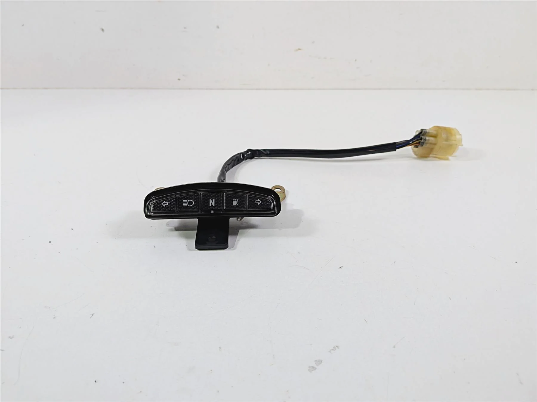 2005 Suzuki VZ800 M50 Boulevard Indicator Instrument Light Set 36380-39G00 - Image 2