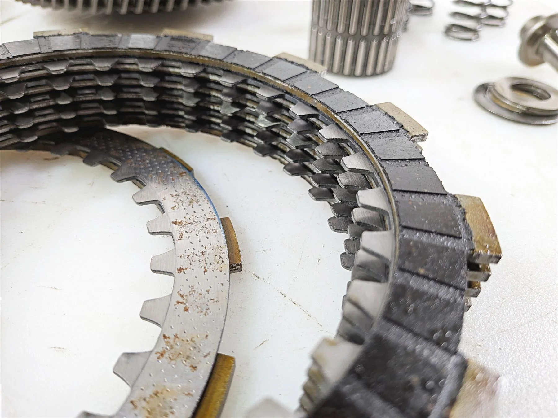 2005 Suzuki VZ800 M50 Boulevard Pressure Plate Friction Disc Clutch 21200-38840 - Image 9