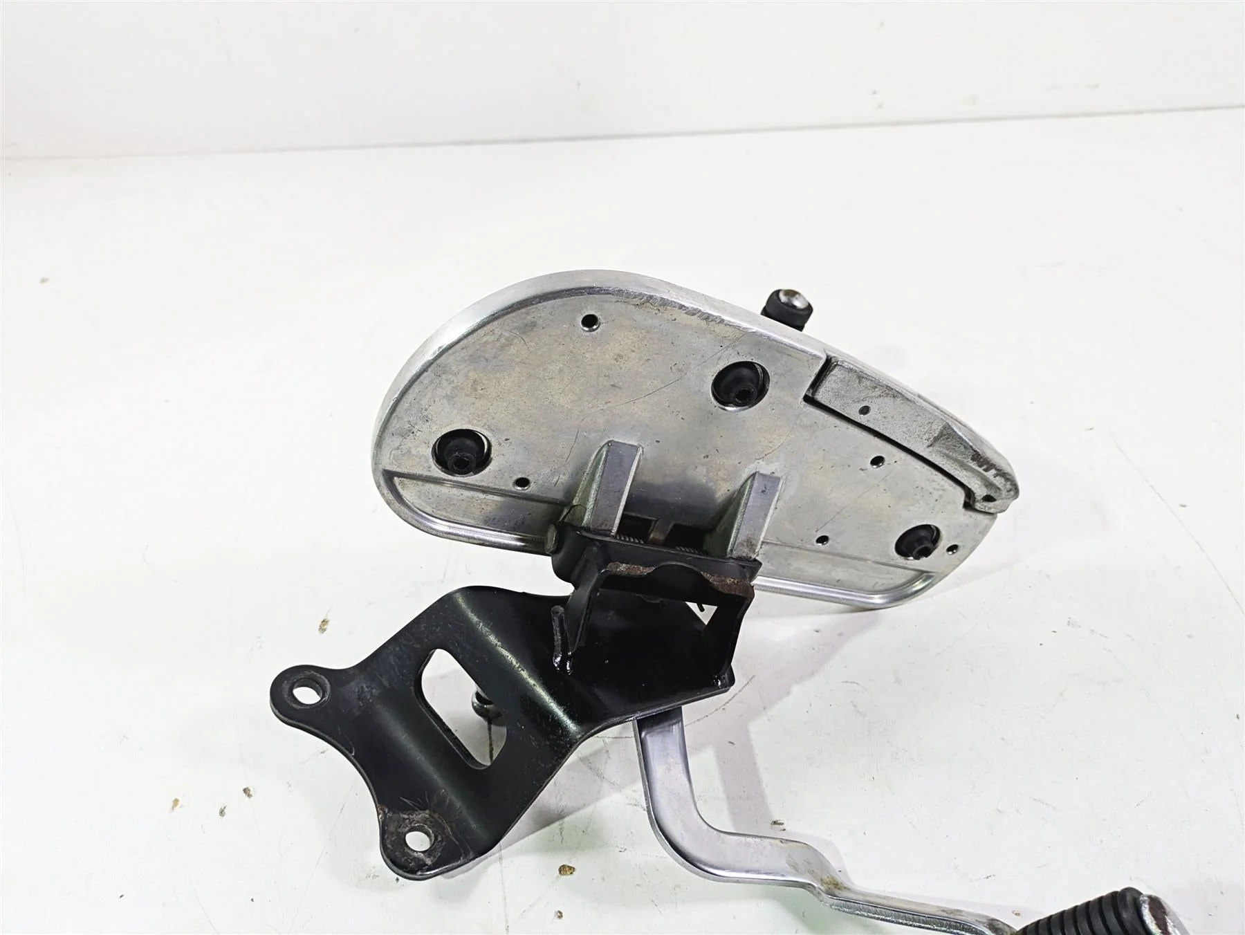 2005 Yamaha XVS650 V-Star Left Floor Board & Shifter - READ 5BN-27412-03-00 - Image 9