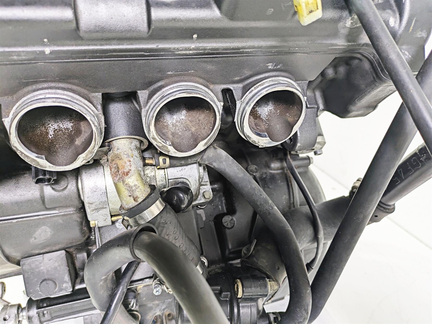 2005 Yamaha YZFR1 YZF R1 Engine Motor FOR PARTS - Read 5VY-15100-00-00 - Image 9