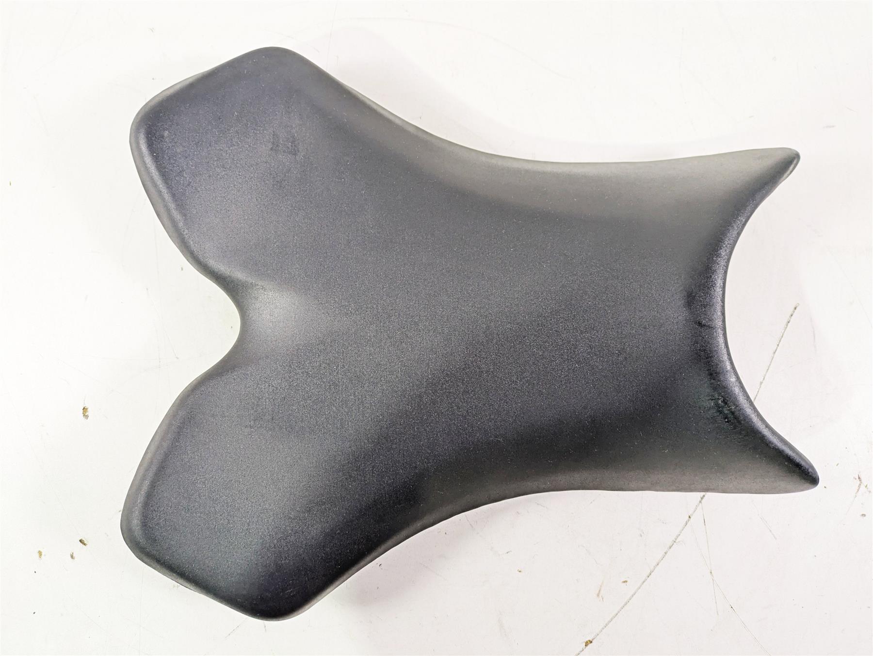 2005 Yamaha YZFR1 YZF R1 Front Rider Seat Saddle -No Tears 5VY-24710-00-00 - Image 6