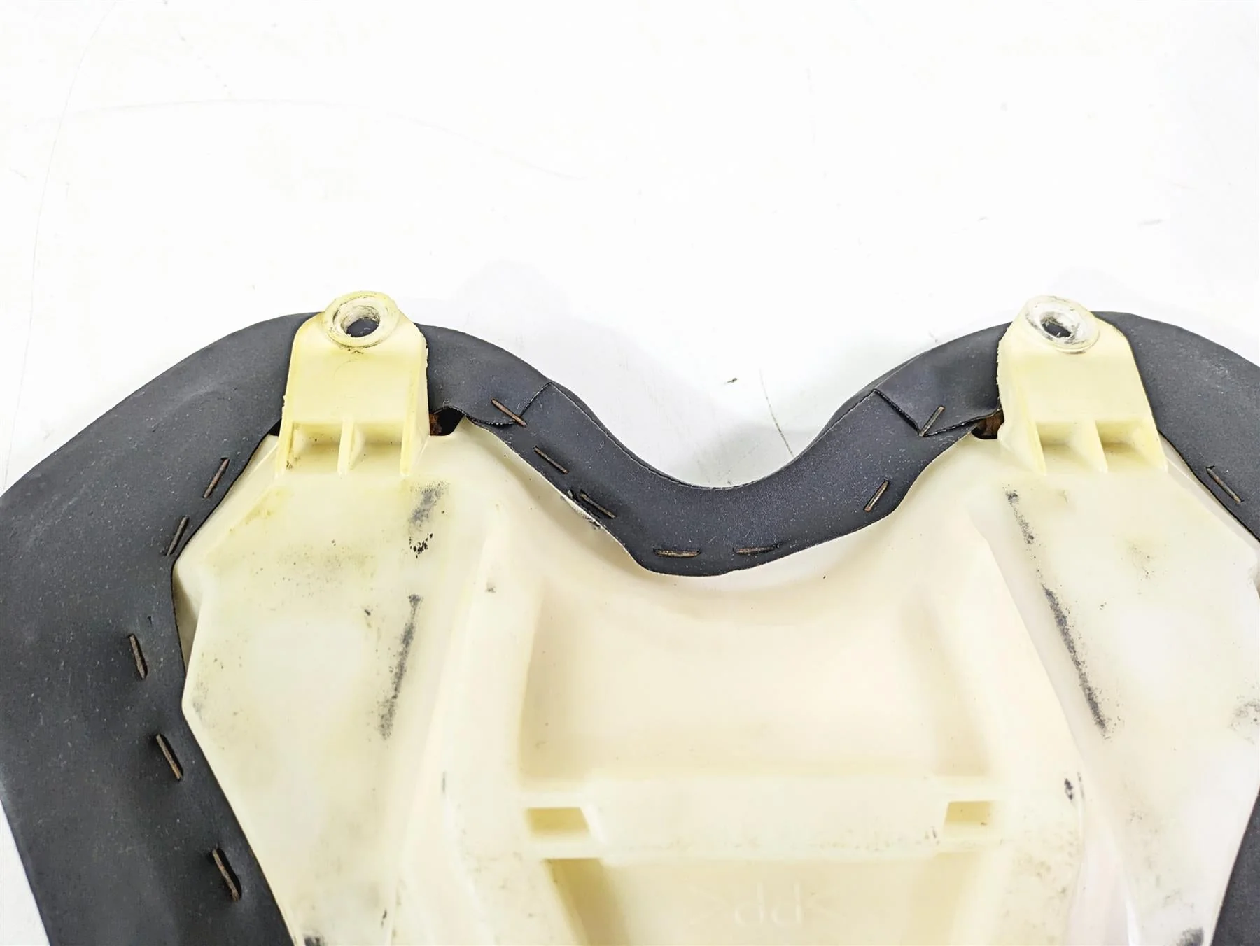 2005 Yamaha YZFR1 YZF R1 Front Rider Seat Saddle -No Tears 5VY-24710-00-00 - Image 8