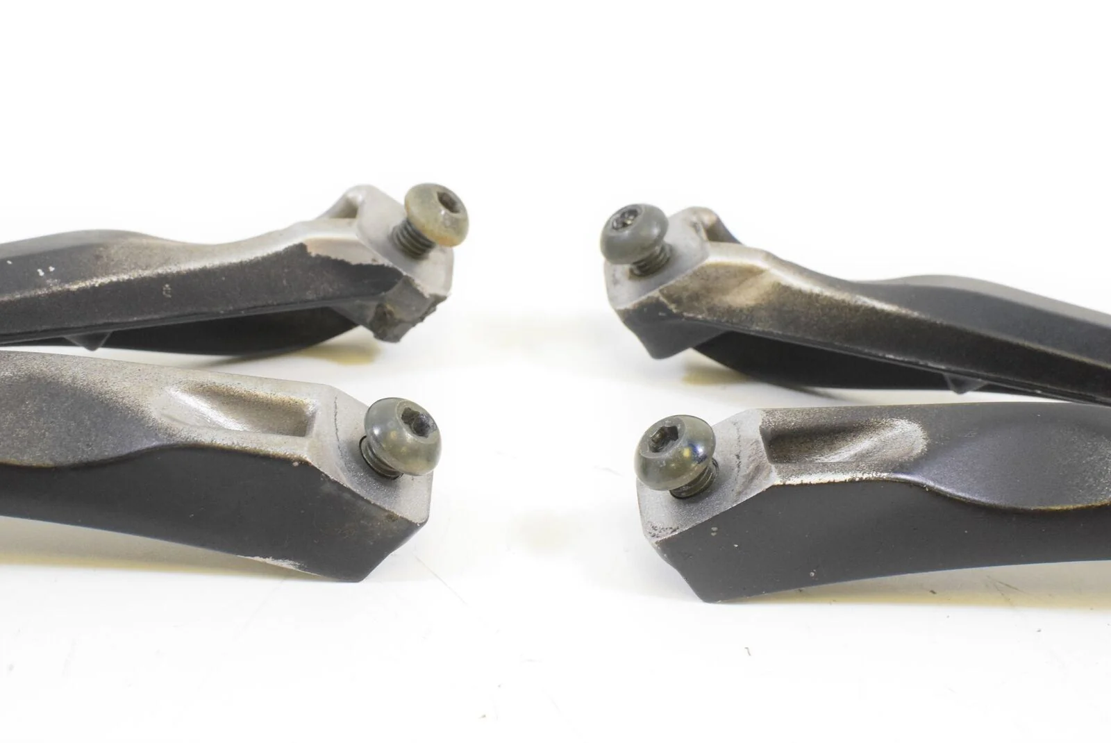 2005 Yamaha YZFR1 YZF R1 Rear Passenger Foot Peg Footpeg Set R 5VY-2741L-00-00 - Image 9