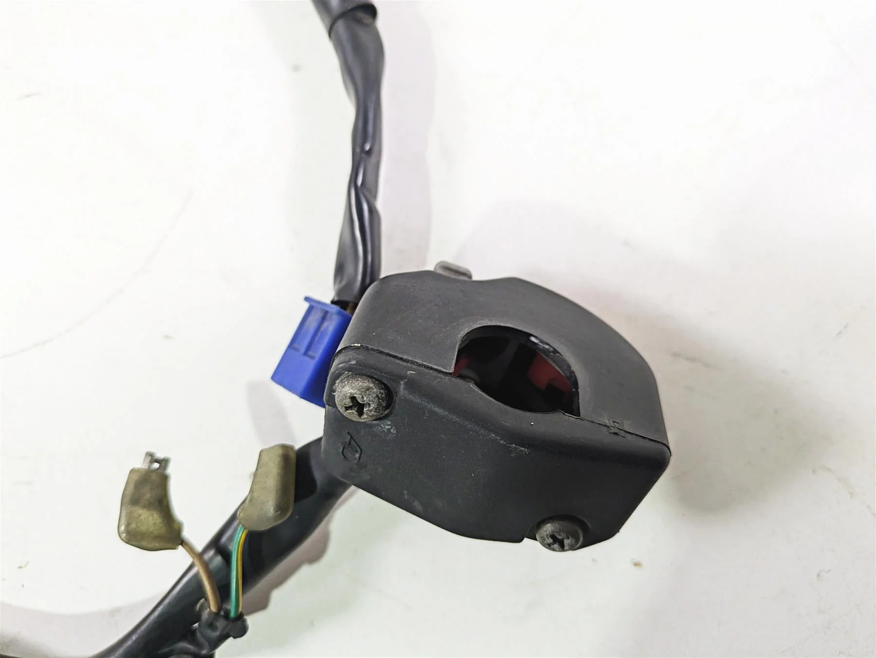 2005 Yamaha YZFR1 YZF R1 Right Hand Control Switch Start Kill Stop 5PW-83975-00 - Image 10